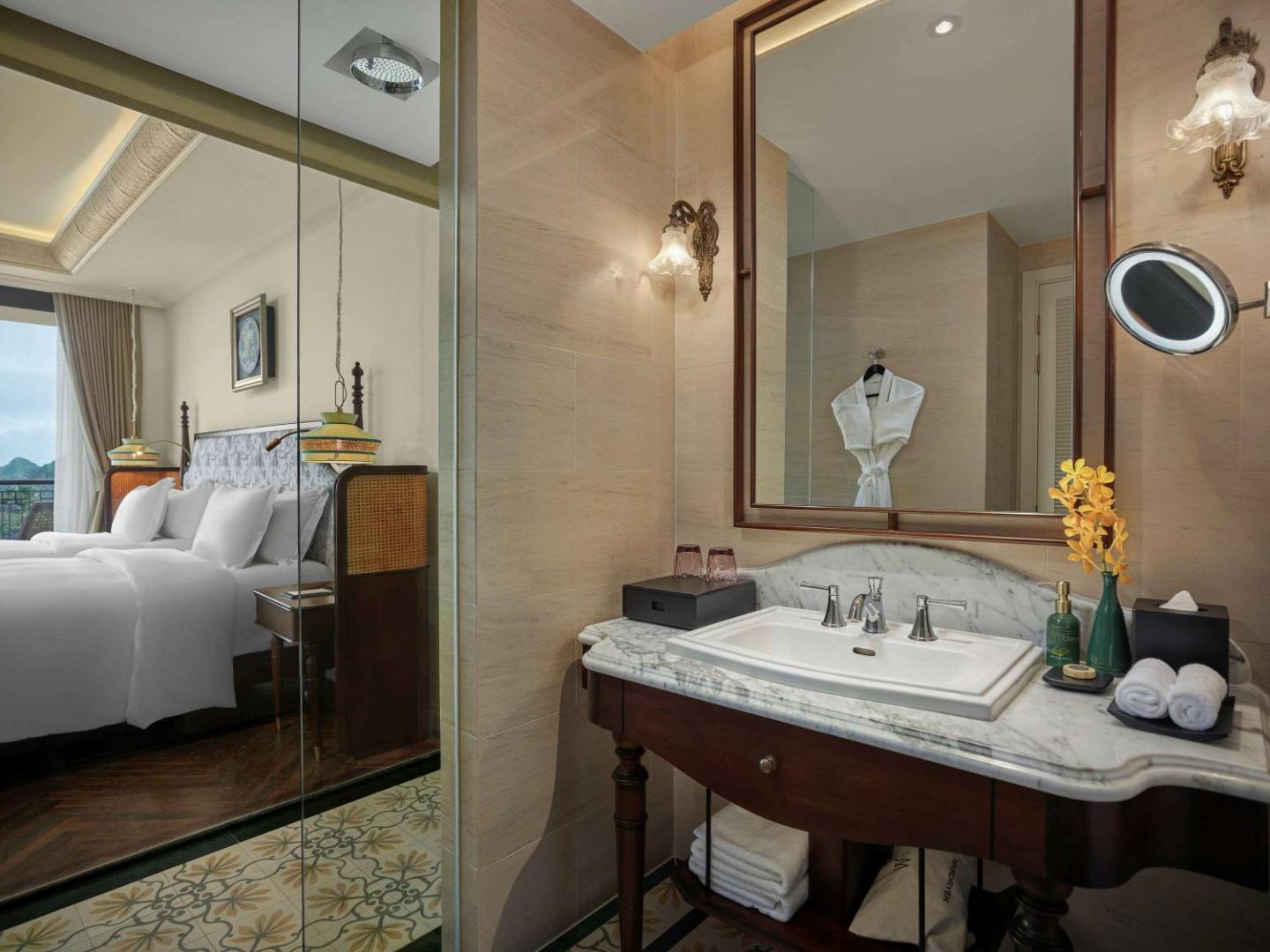 Hotel Perle d'Orient Cat Ba - Mgallery Hotel Perle d'Orient Cat Ba - Mgallery