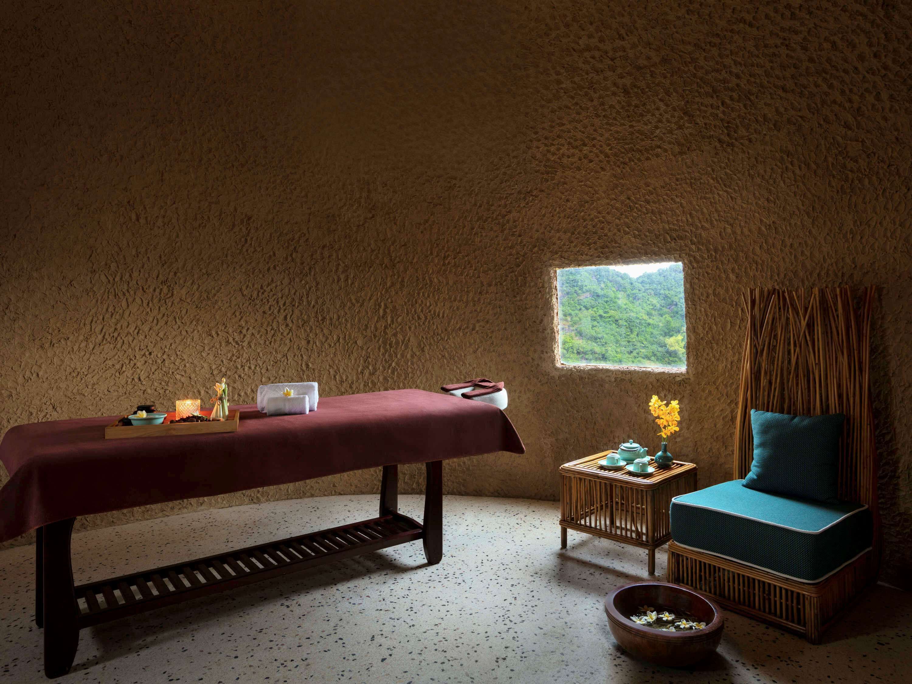 Hotel Perle d'Orient Cat Ba - Mgallery Hotel Perle d'Orient Cat Ba - Mgallery