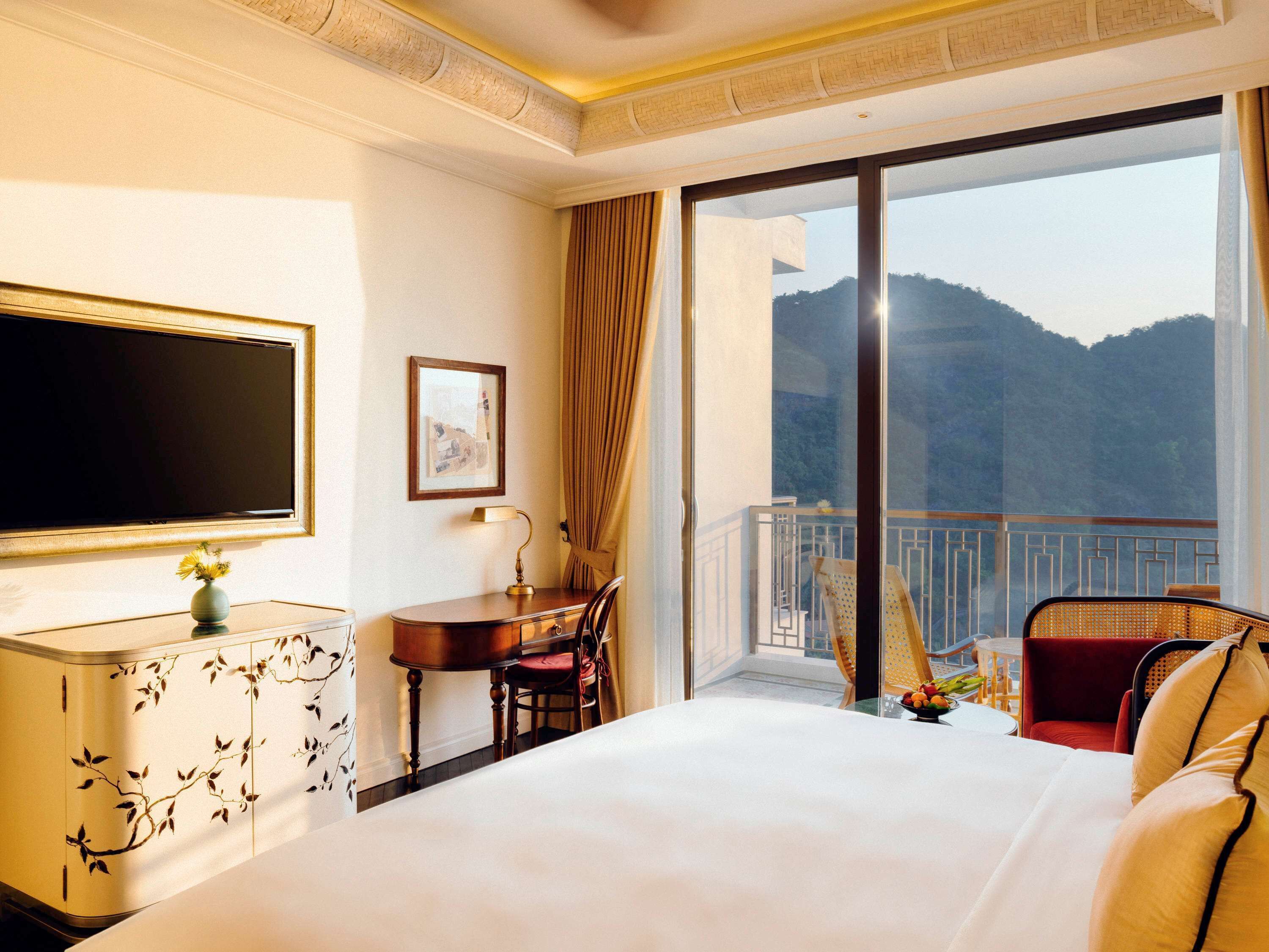Hotel Perle d'Orient Cat Ba - Mgallery Hotel Perle d'Orient Cat Ba - Mgallery