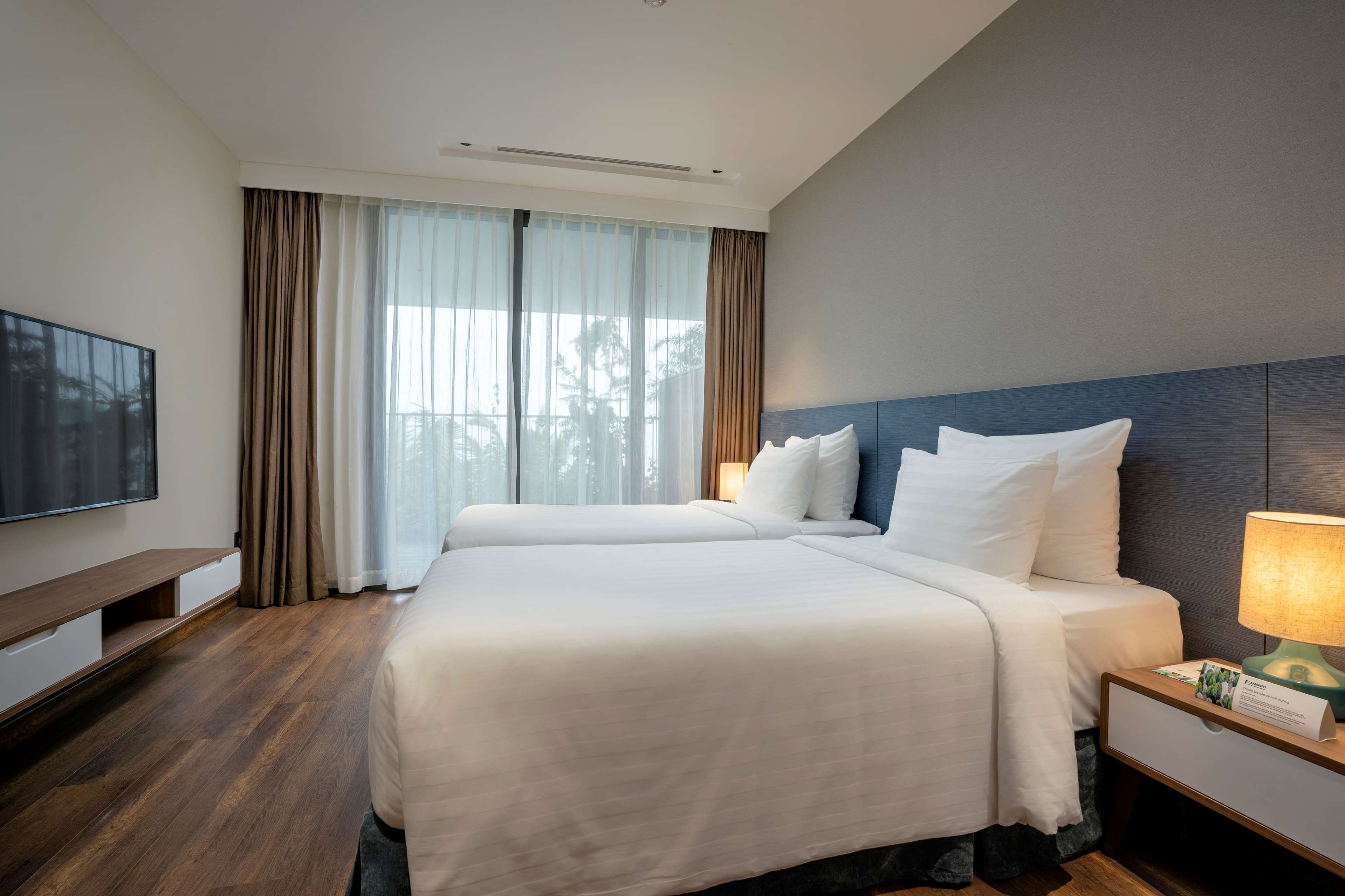 Wyndham Grand Flamingo CatBa Wyndham Grand Flamingo CatBa