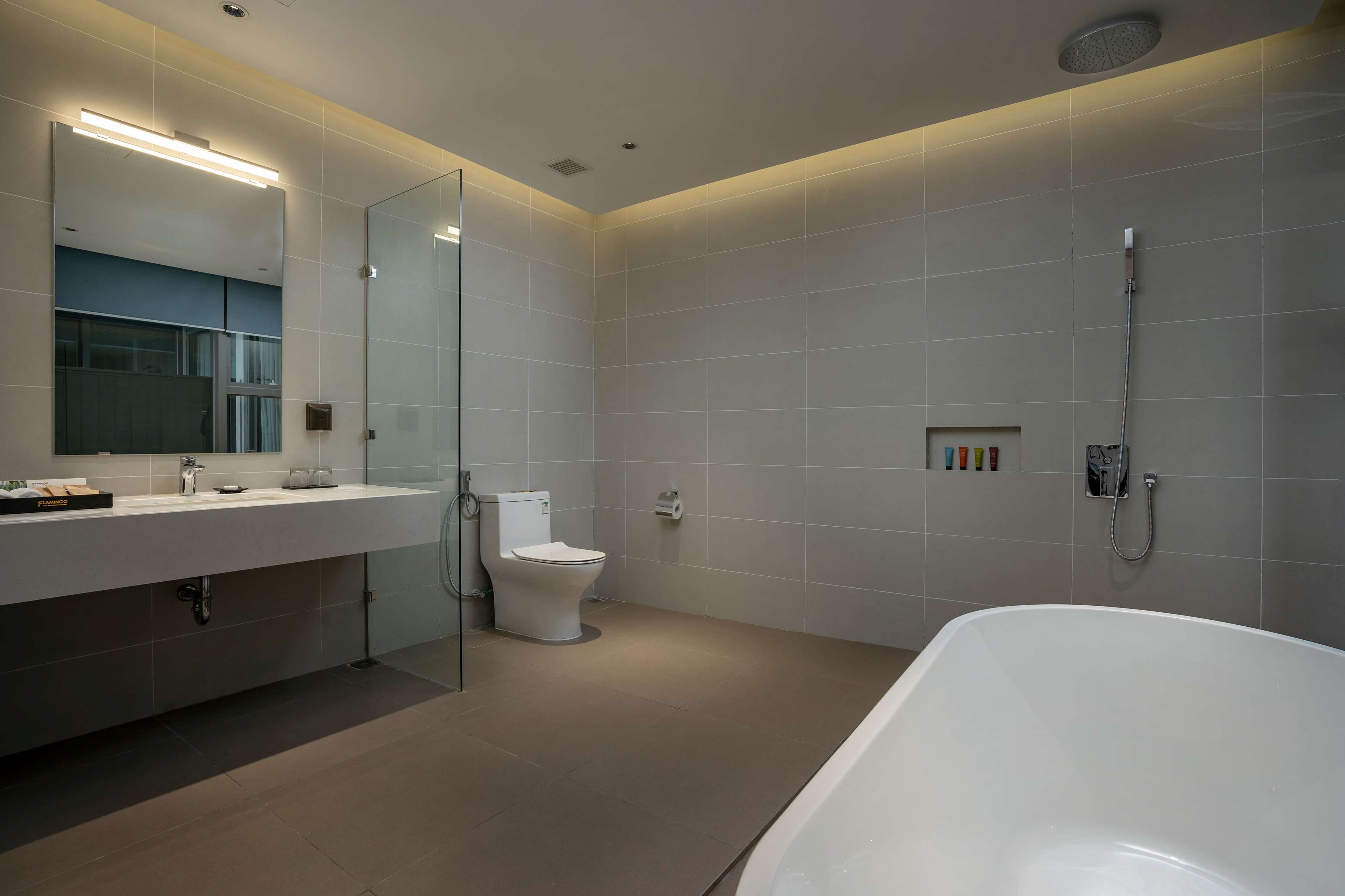 Wyndham Grand Flamingo CatBa Wyndham Grand Flamingo CatBa