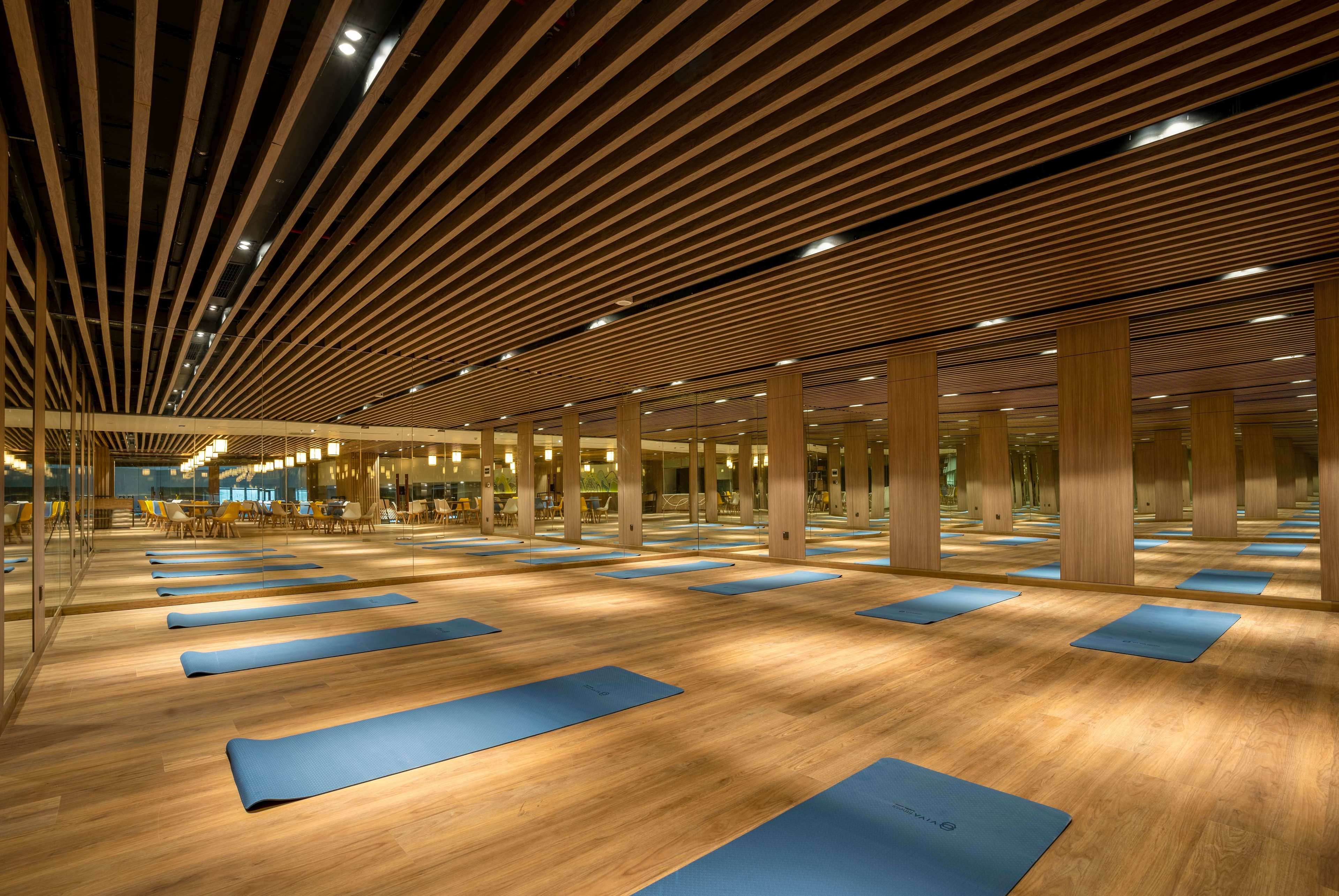 Wyndham Grand Flamingo CatBa Wyndham Grand Flamingo CatBa