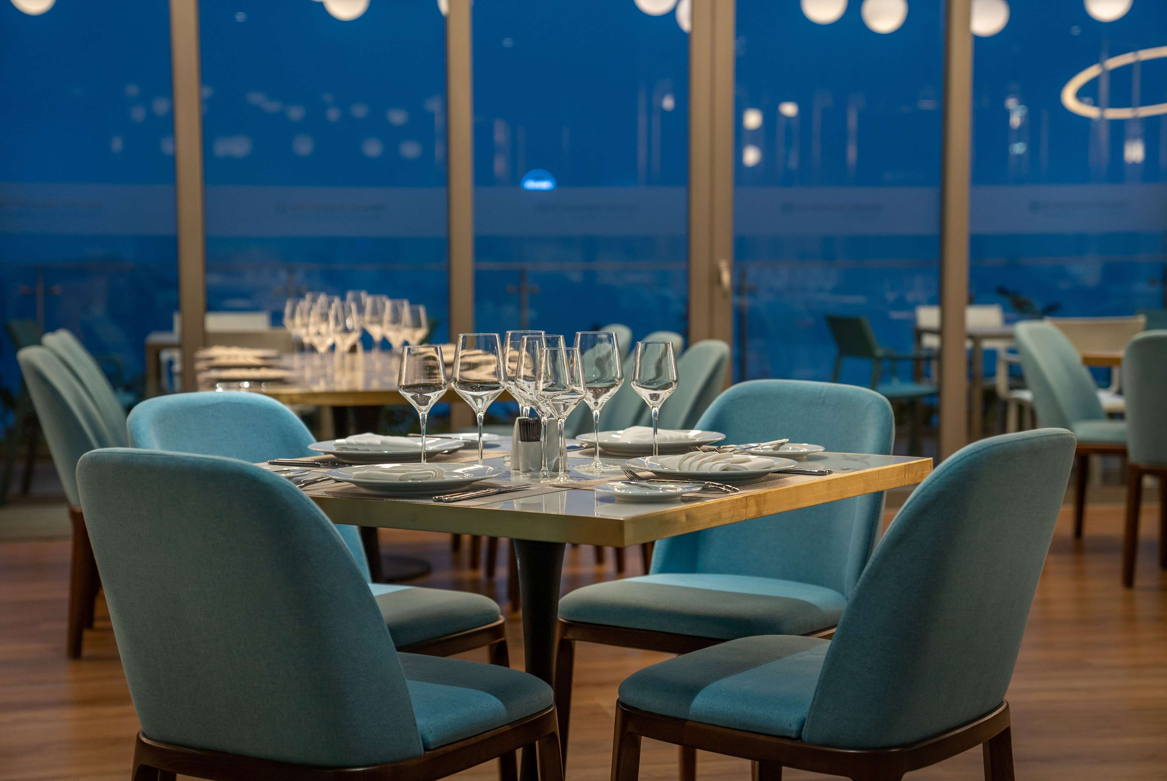 Wyndham Grand Flamingo CatBa Wyndham Grand Flamingo CatBa