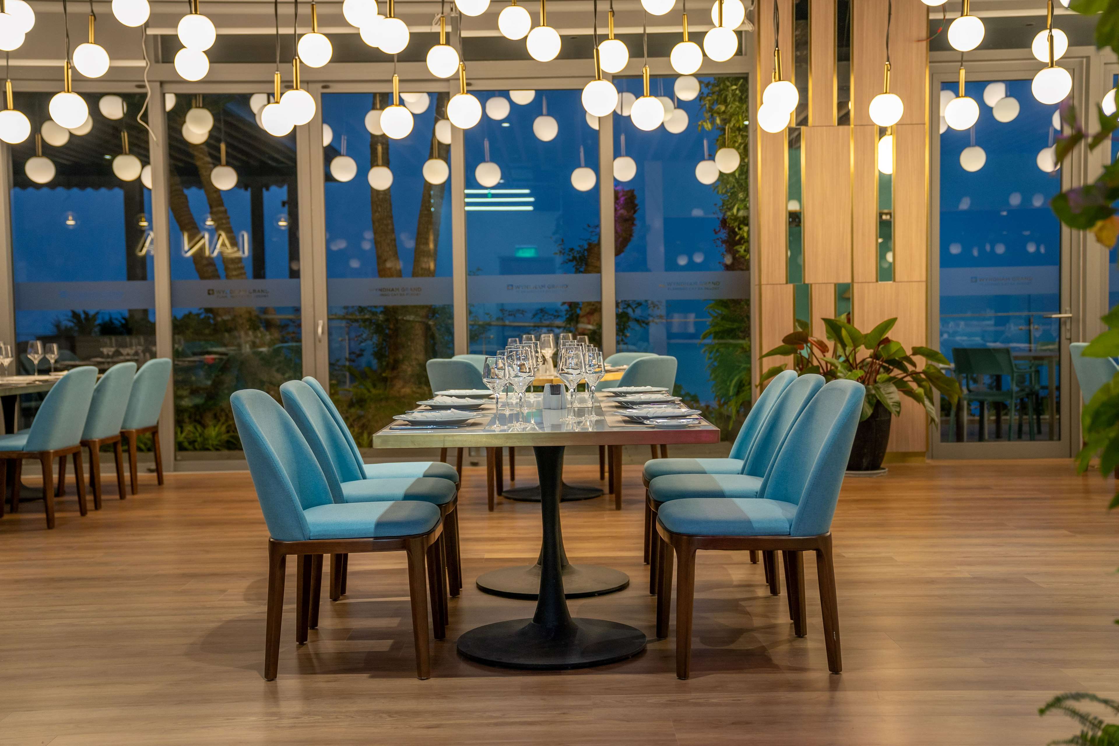 Wyndham Grand Flamingo CatBa Wyndham Grand Flamingo CatBa