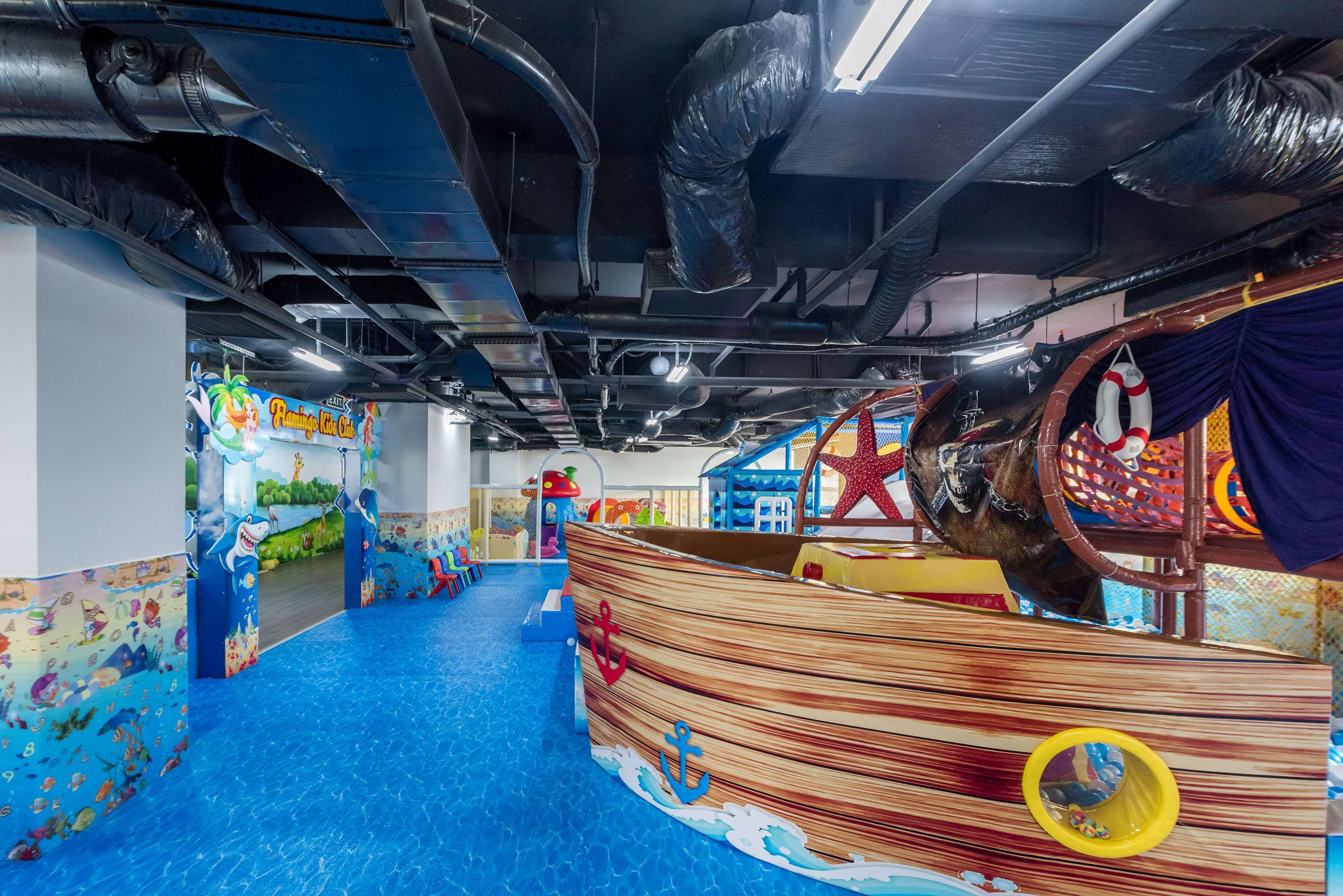 Wyndham Grand Flamingo CatBa Wyndham Grand Flamingo CatBa