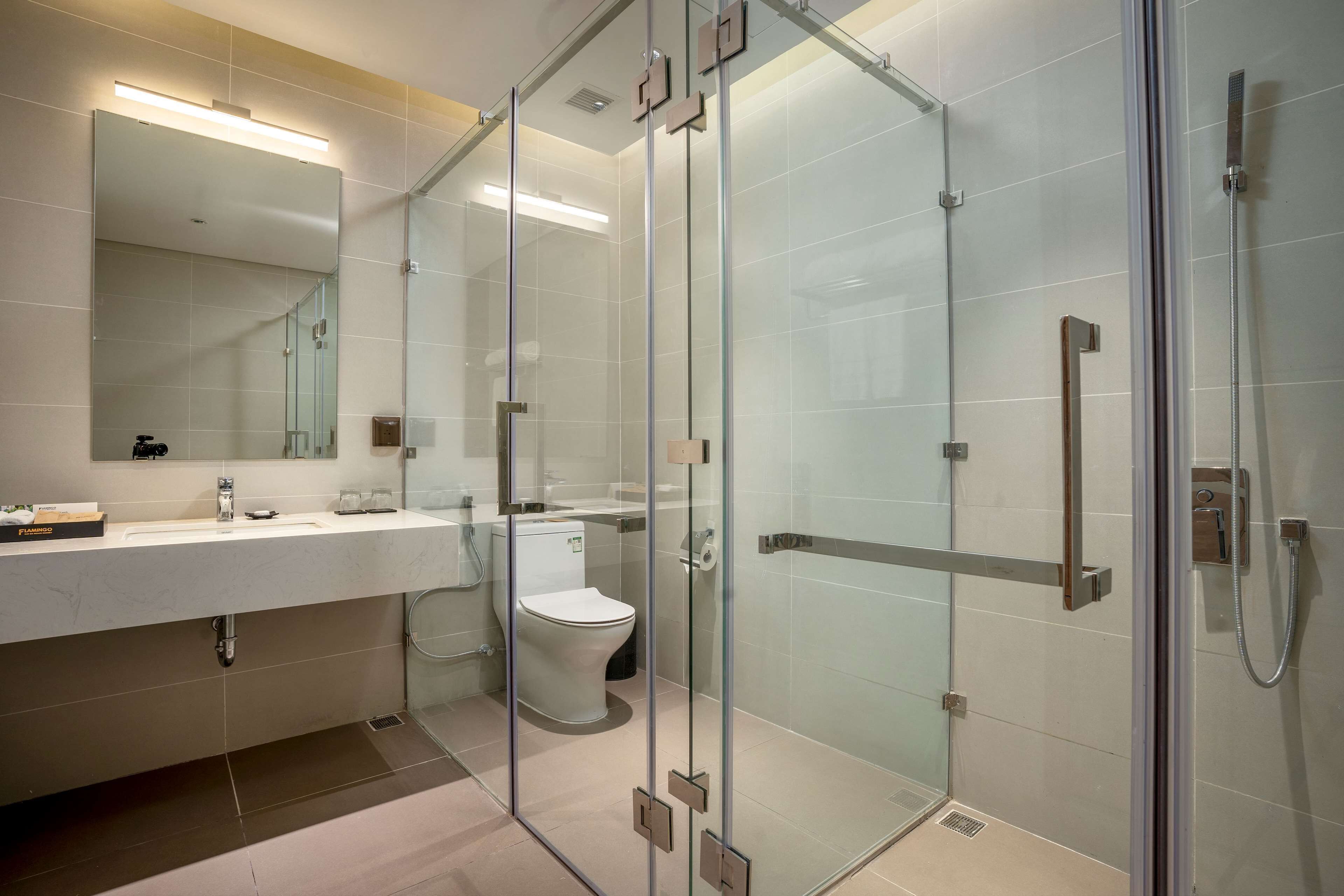 Wyndham Grand Flamingo CatBa Wyndham Grand Flamingo CatBa