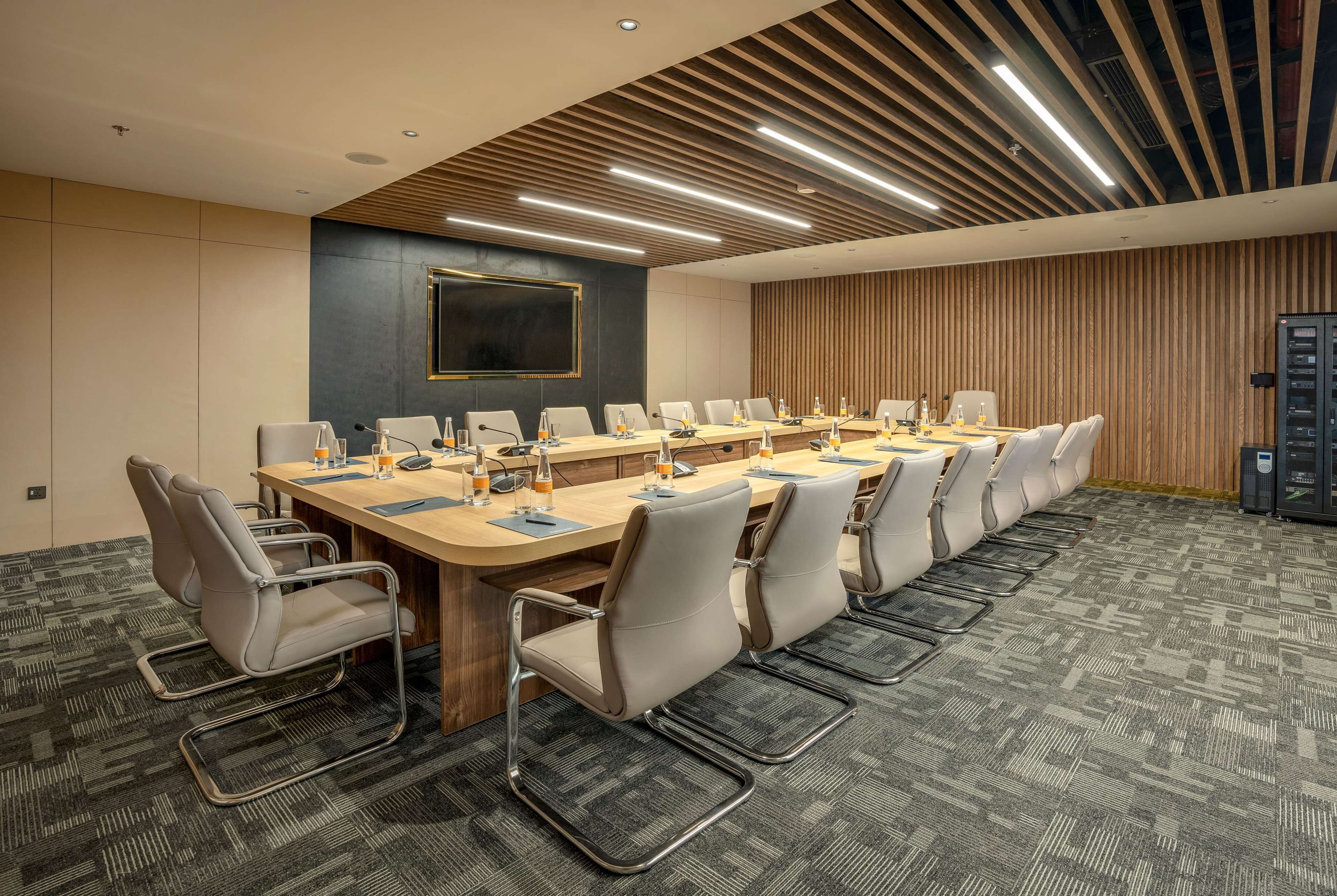 Wyndham Grand Flamingo CatBa Wyndham Grand Flamingo CatBa