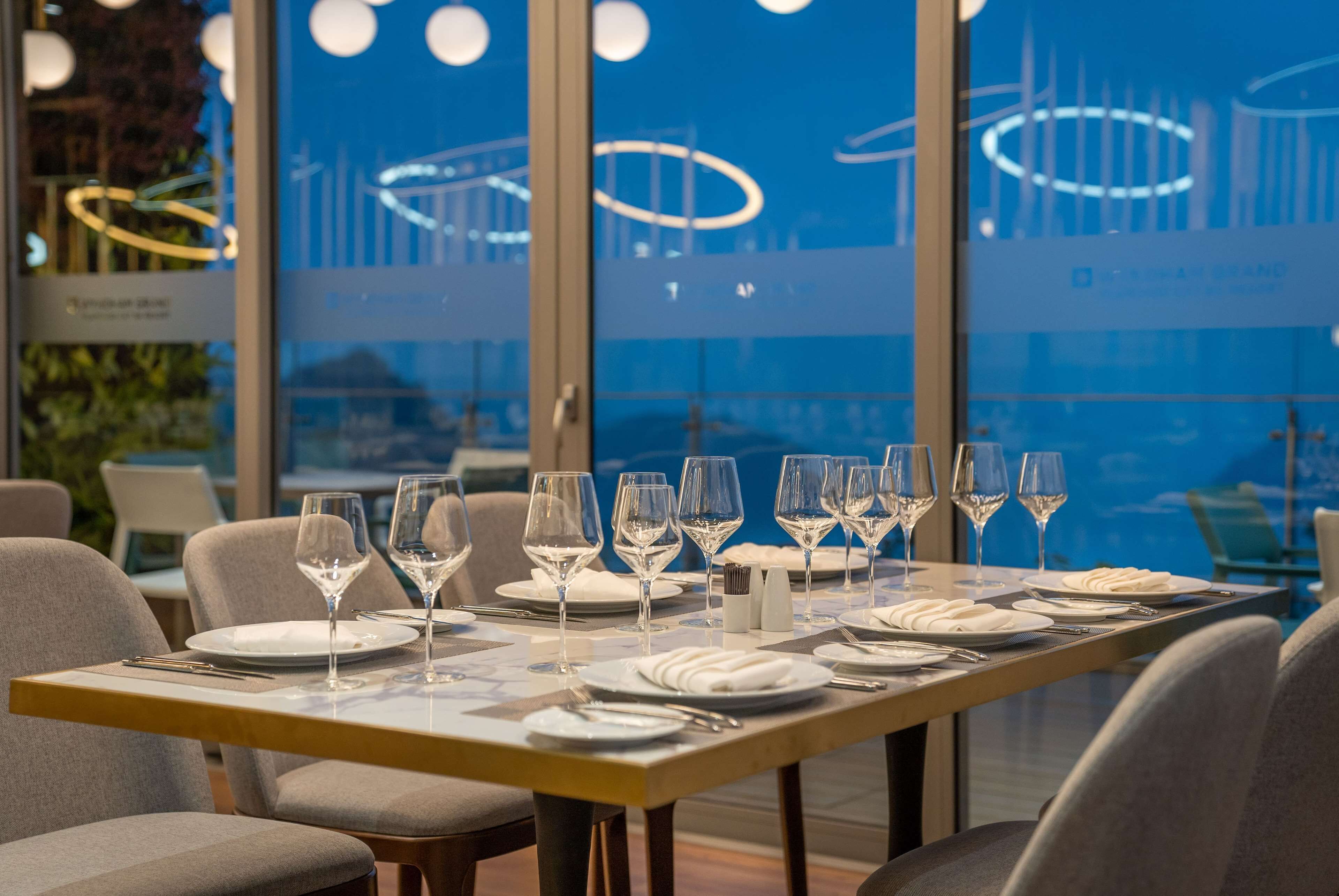 Wyndham Grand Flamingo CatBa Wyndham Grand Flamingo CatBa