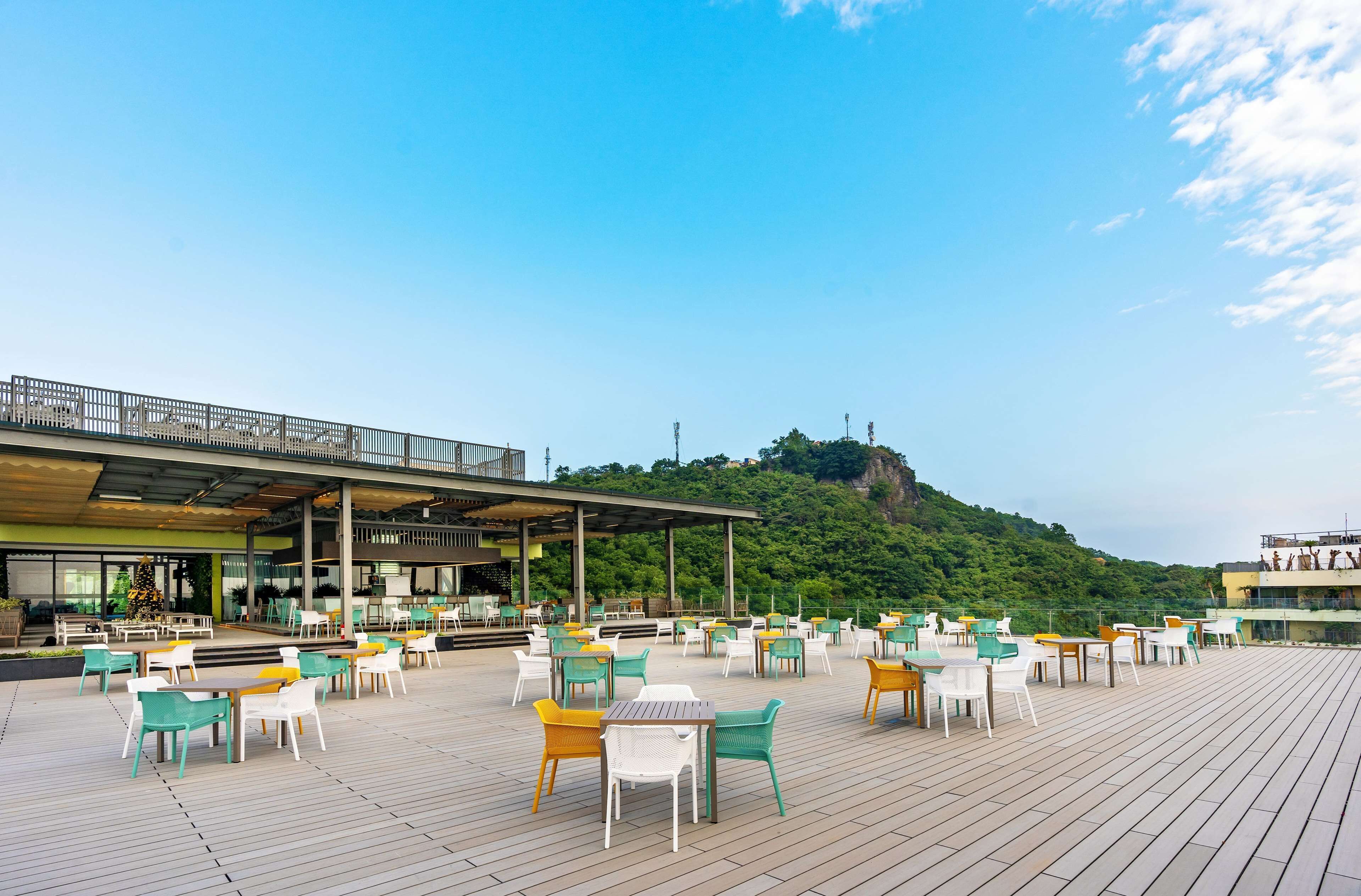 Wyndham Grand Flamingo CatBa Wyndham Grand Flamingo CatBa