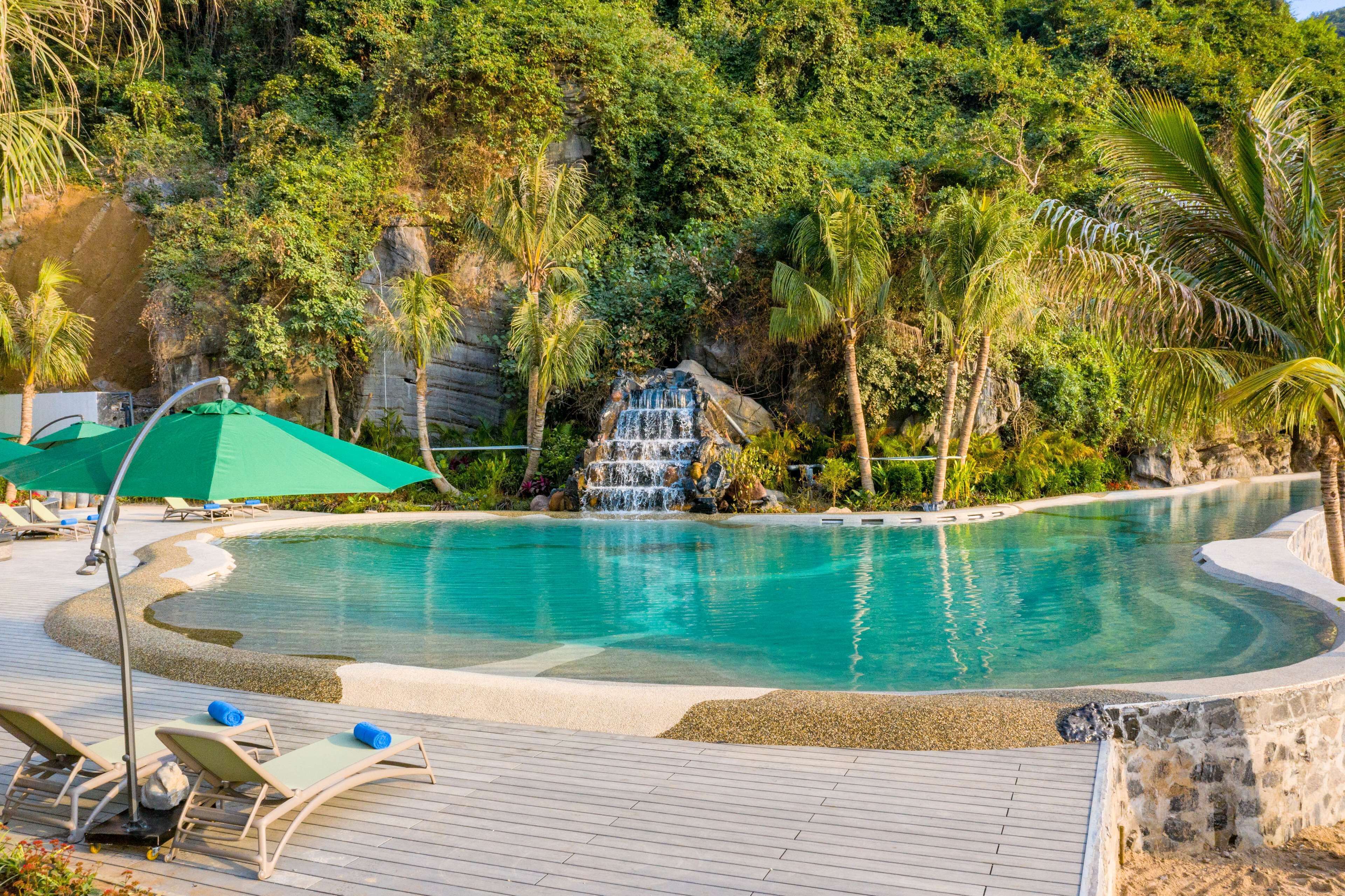 Wyndham Grand Flamingo CatBa Wyndham Grand Flamingo CatBa