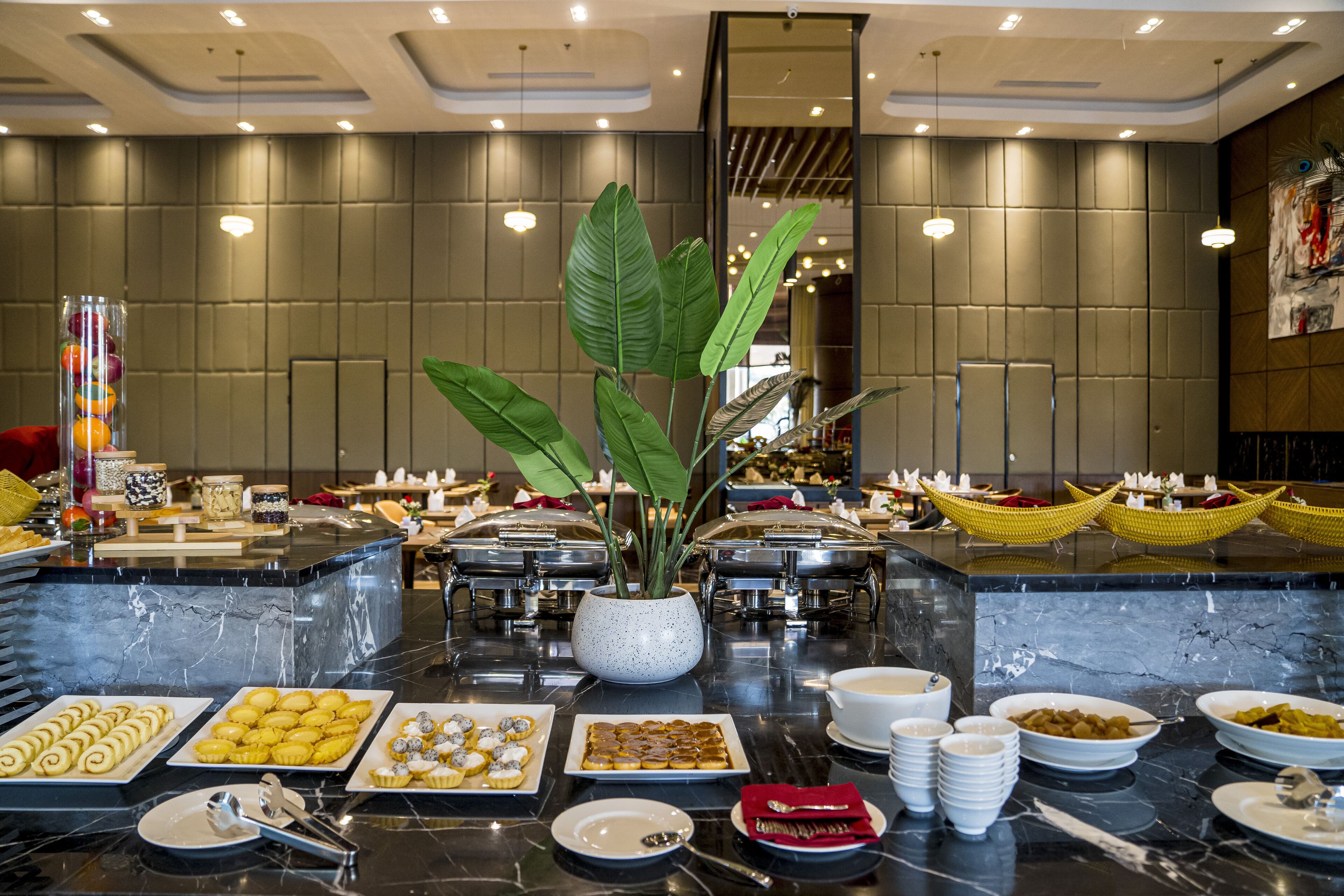 Ramada Hotel & Suites by Wyndham Halong Bay View Ramada Hotel & Suites by Wyndham Halong Bay View