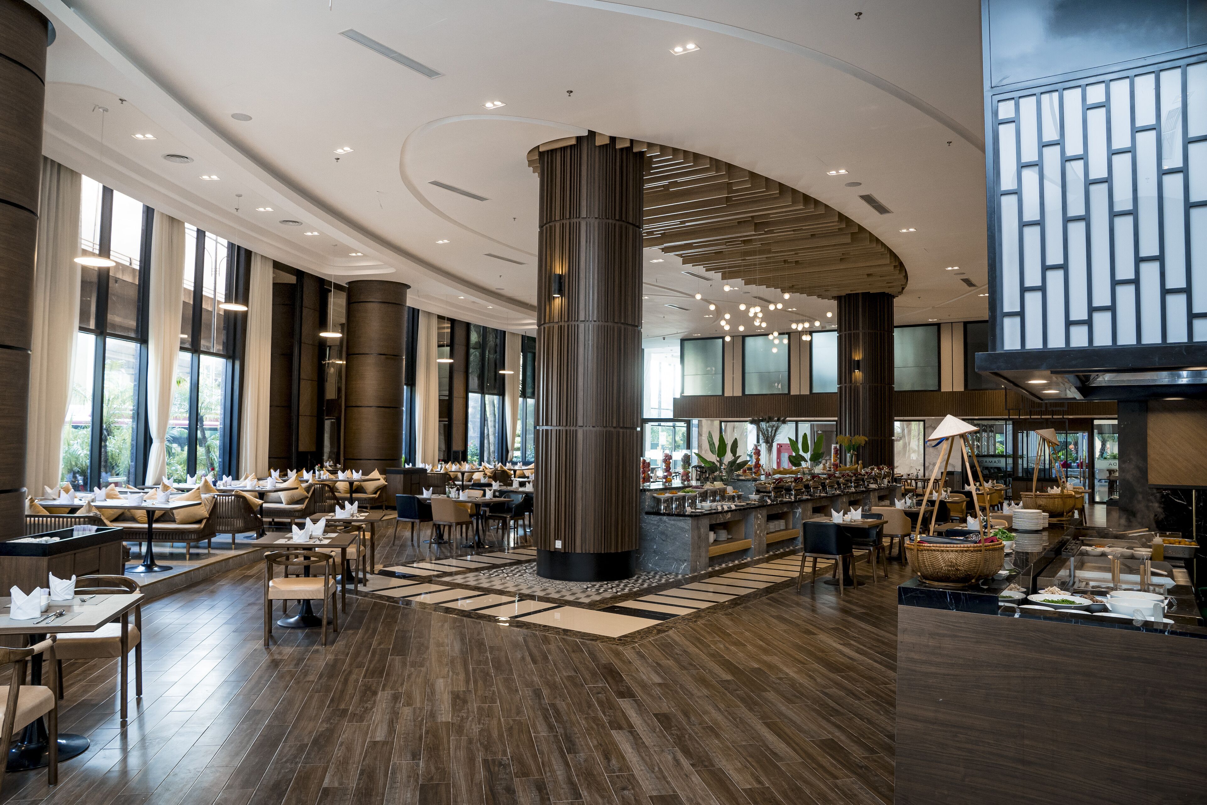 Ramada Hotel & Suites by Wyndham Halong Bay View Ramada Hotel & Suites by Wyndham Halong Bay View