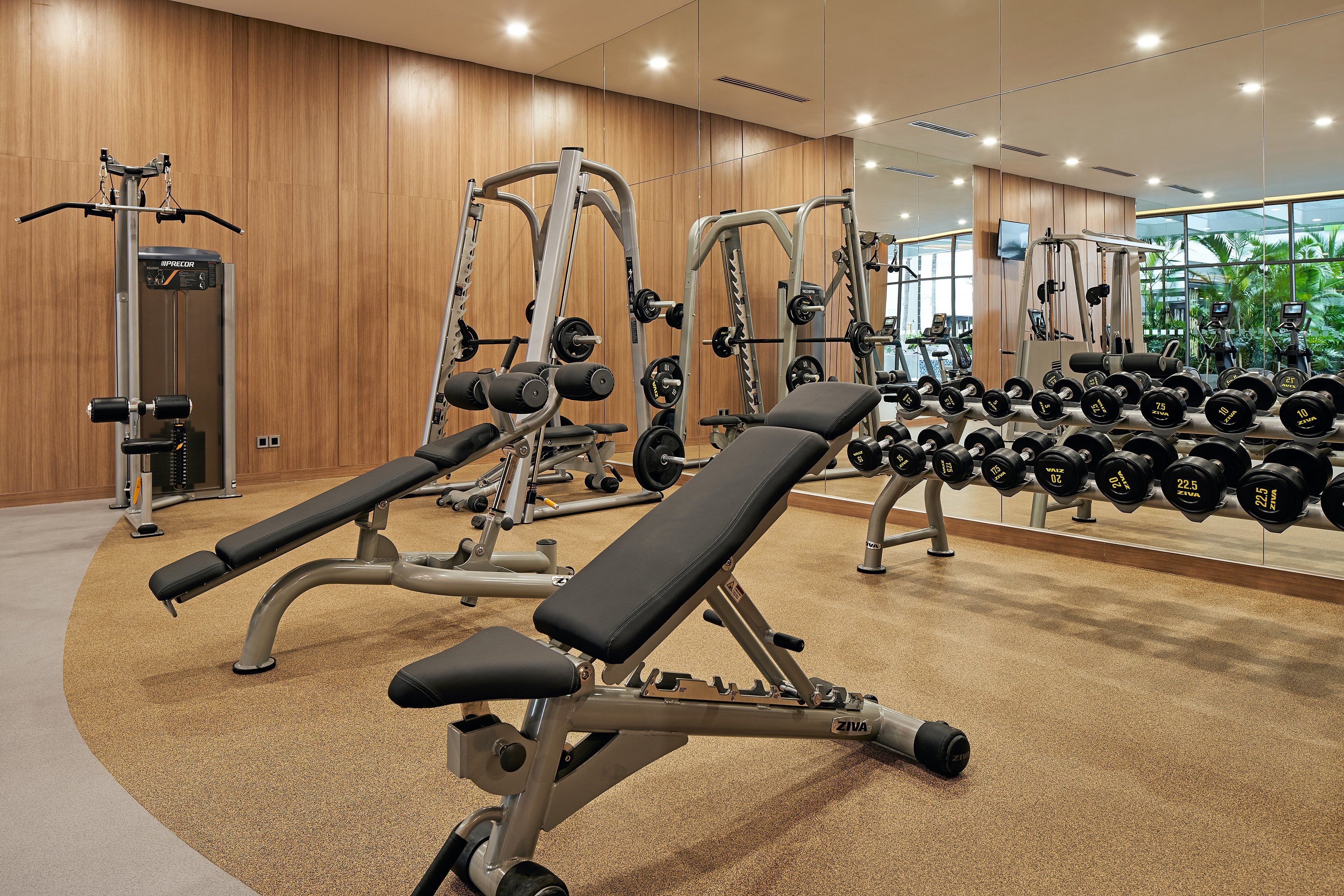 Holiday Inn & Suites Saigon Airport Holiday Inn & Suites Saigon Airport