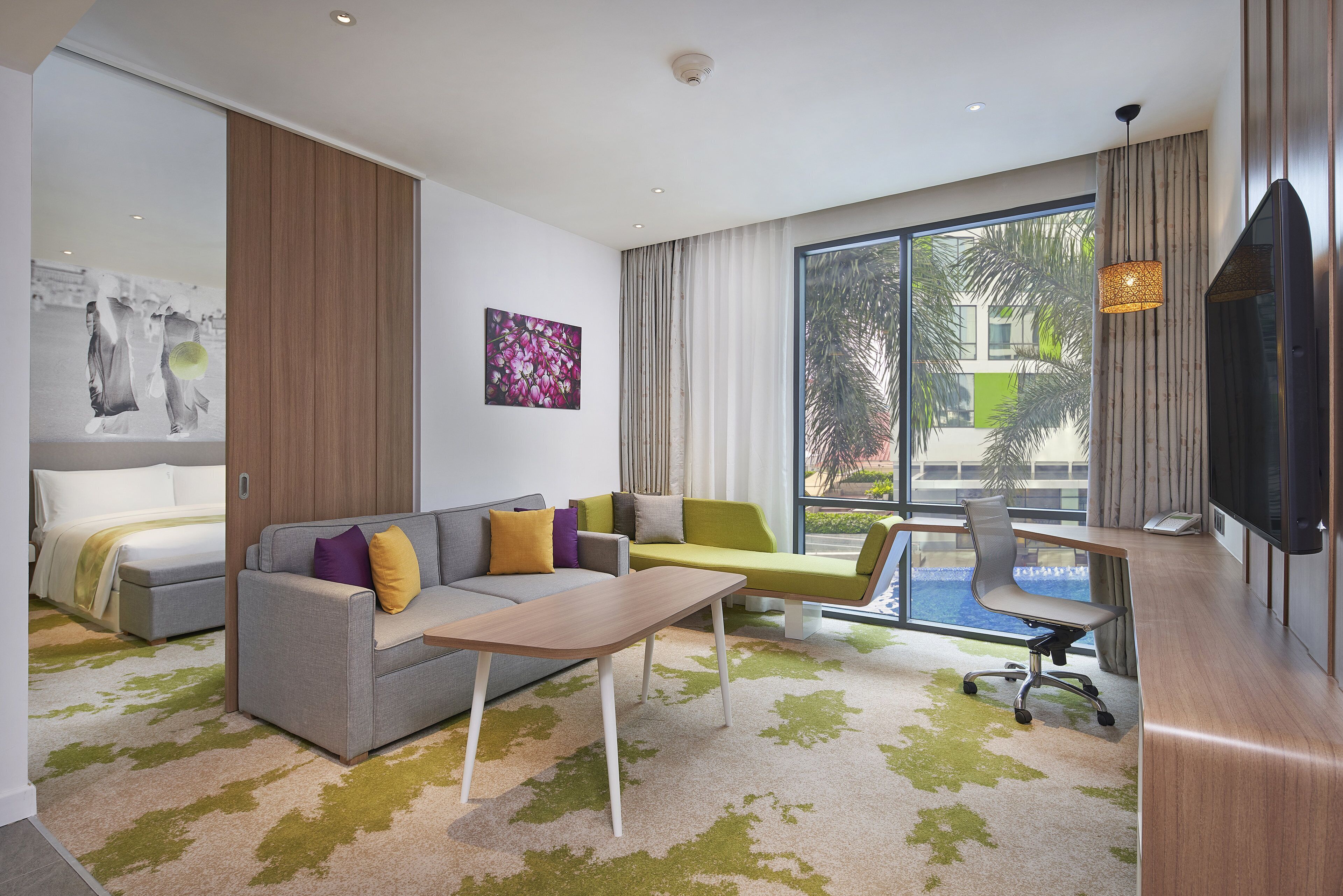 Holiday Inn & Suites Saigon Airport Holiday Inn & Suites Saigon Airport