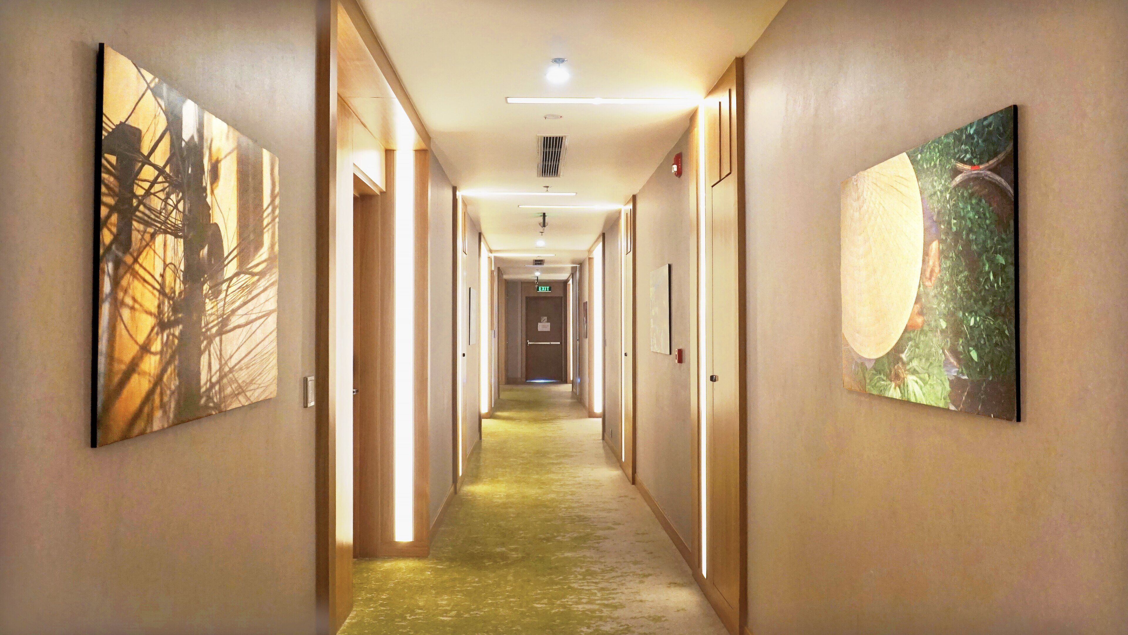 Holiday Inn & Suites Saigon Airport Holiday Inn & Suites Saigon Airport