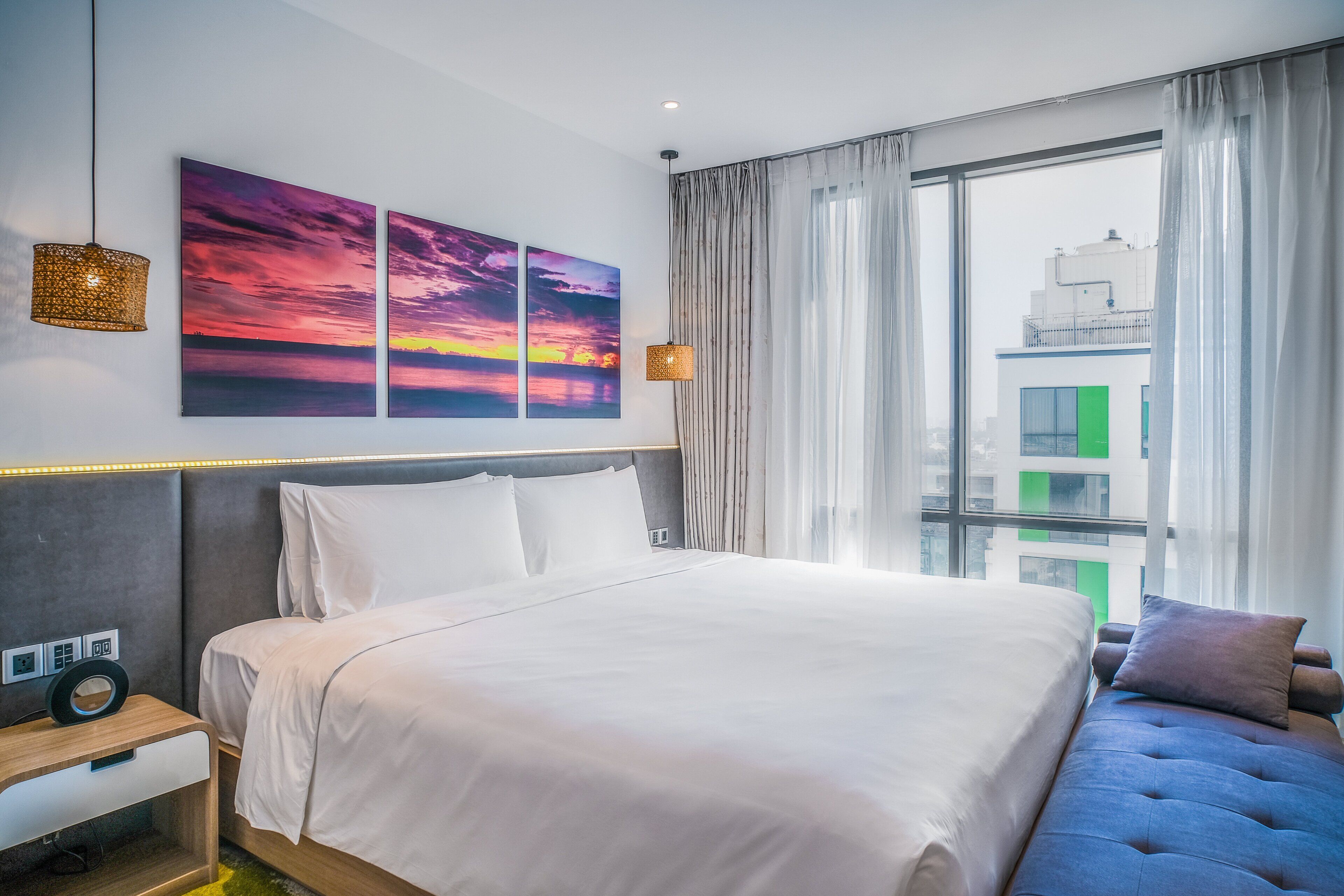 Holiday Inn & Suites Saigon Airport Holiday Inn & Suites Saigon Airport