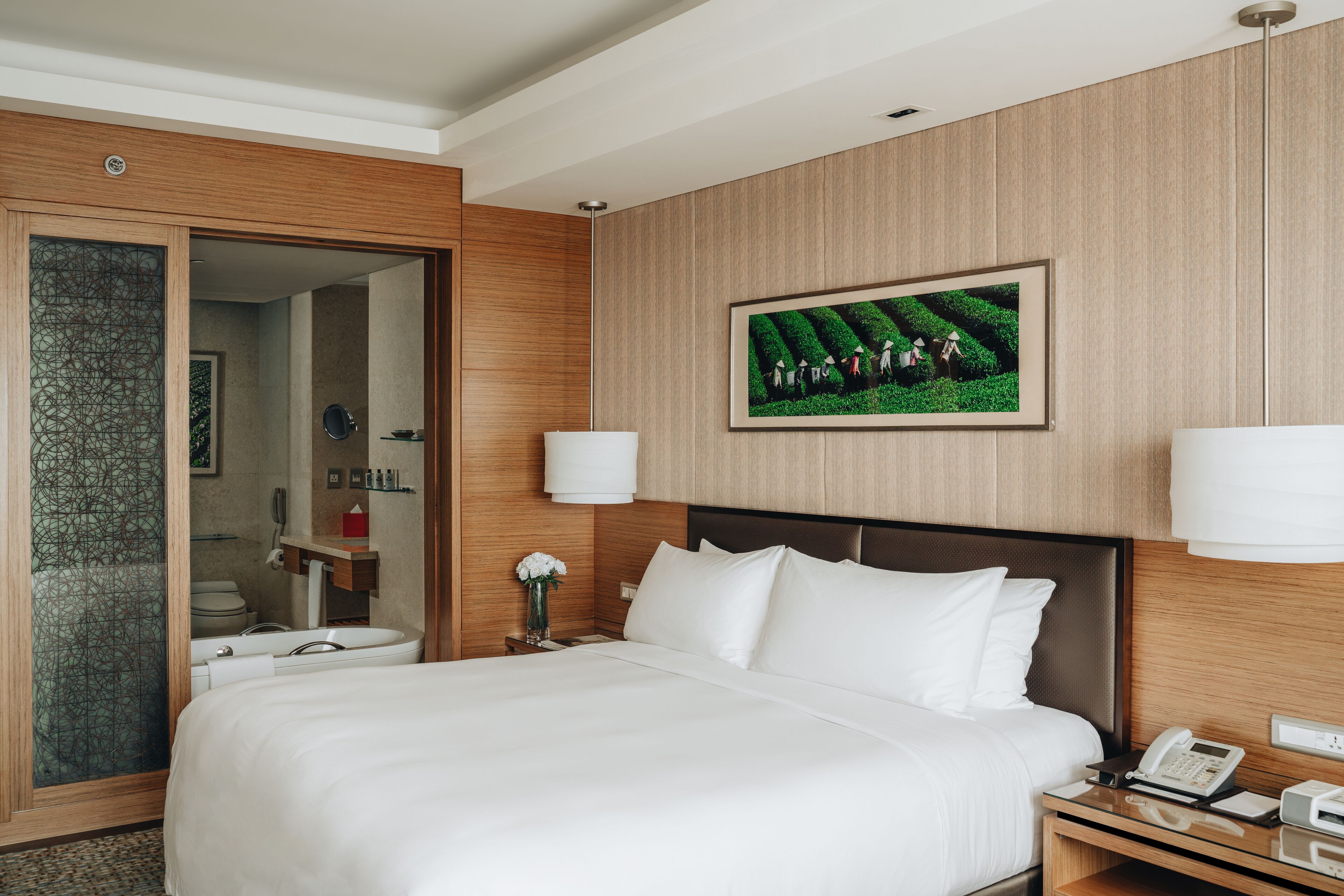 JW Marriott Hotel & Suites Saigon JW Marriott Hotel & Suites Saigon