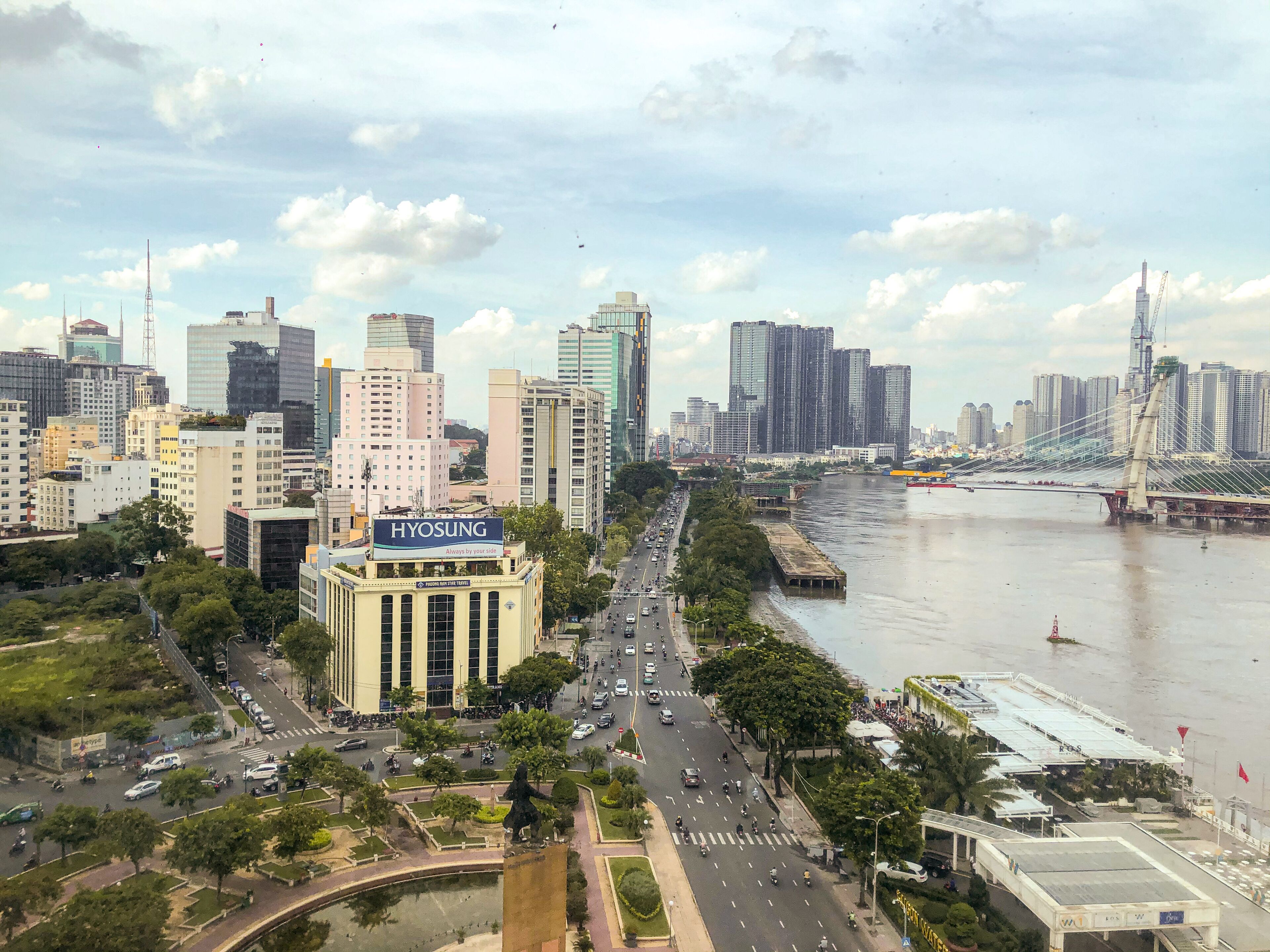 Renaissance Riverside Hotel Saigon Renaissance Riverside Hotel Saigon