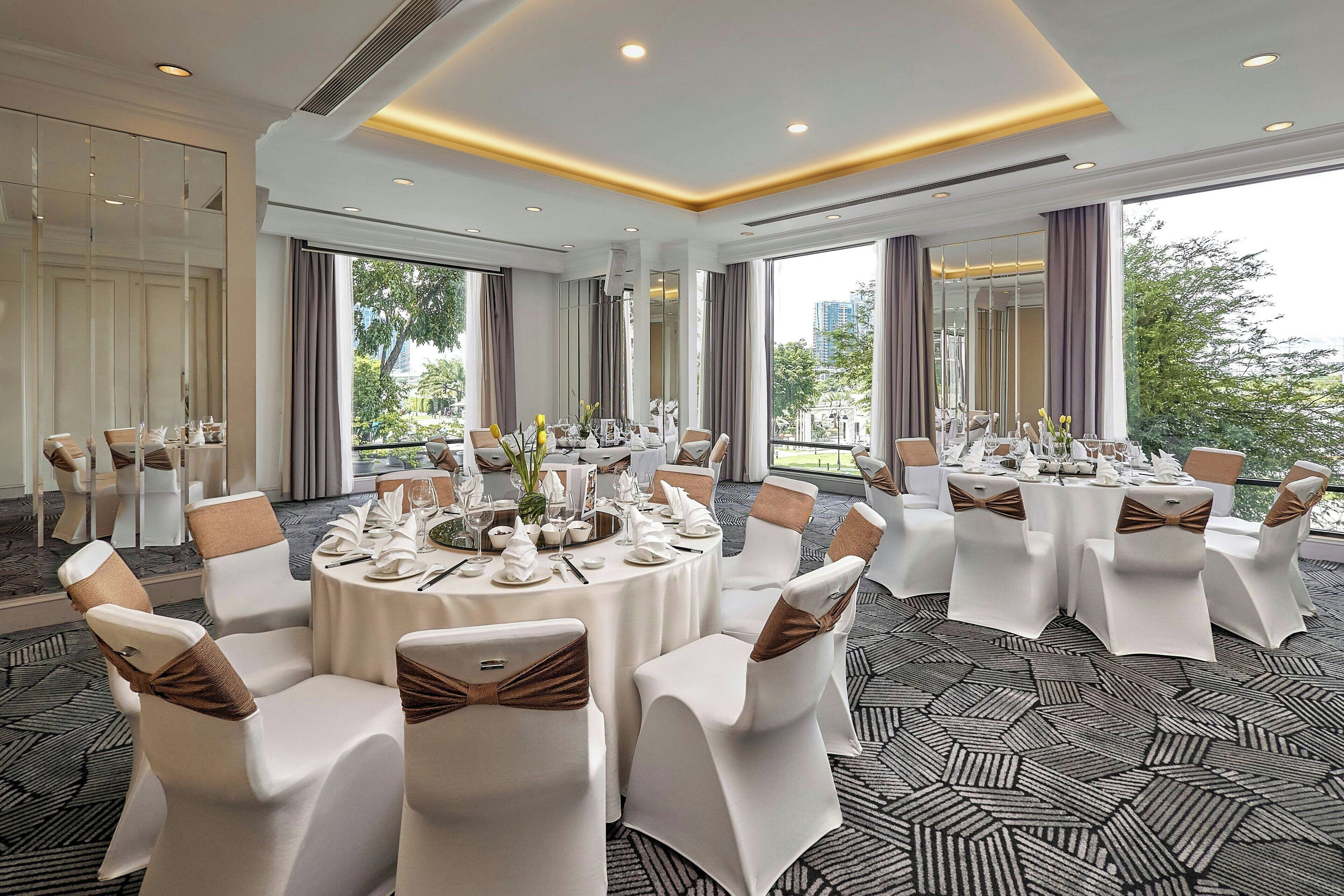 Renaissance Riverside Hotel Saigon Renaissance Riverside Hotel Saigon