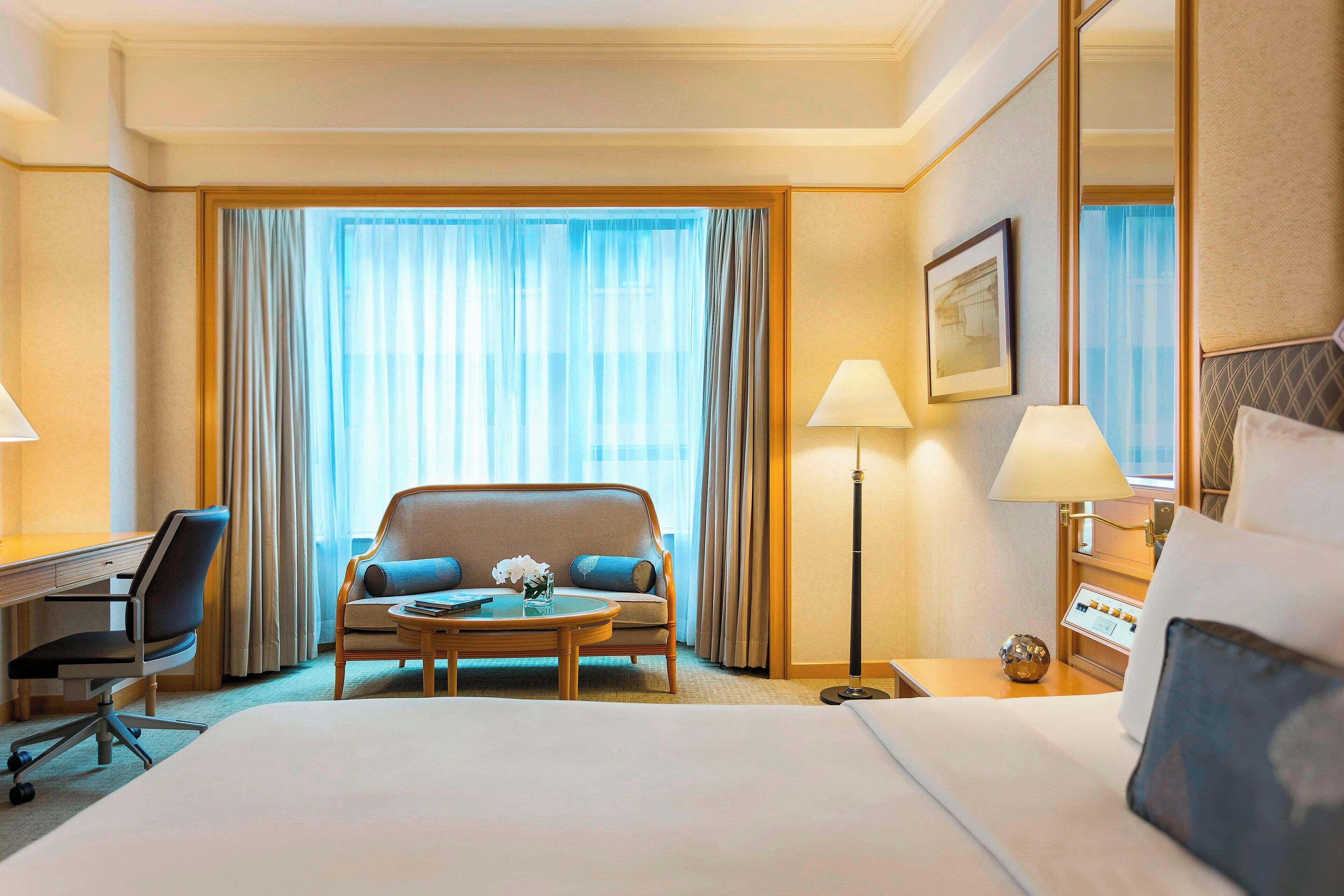 Renaissance Riverside Hotel Saigon Renaissance Riverside Hotel Saigon