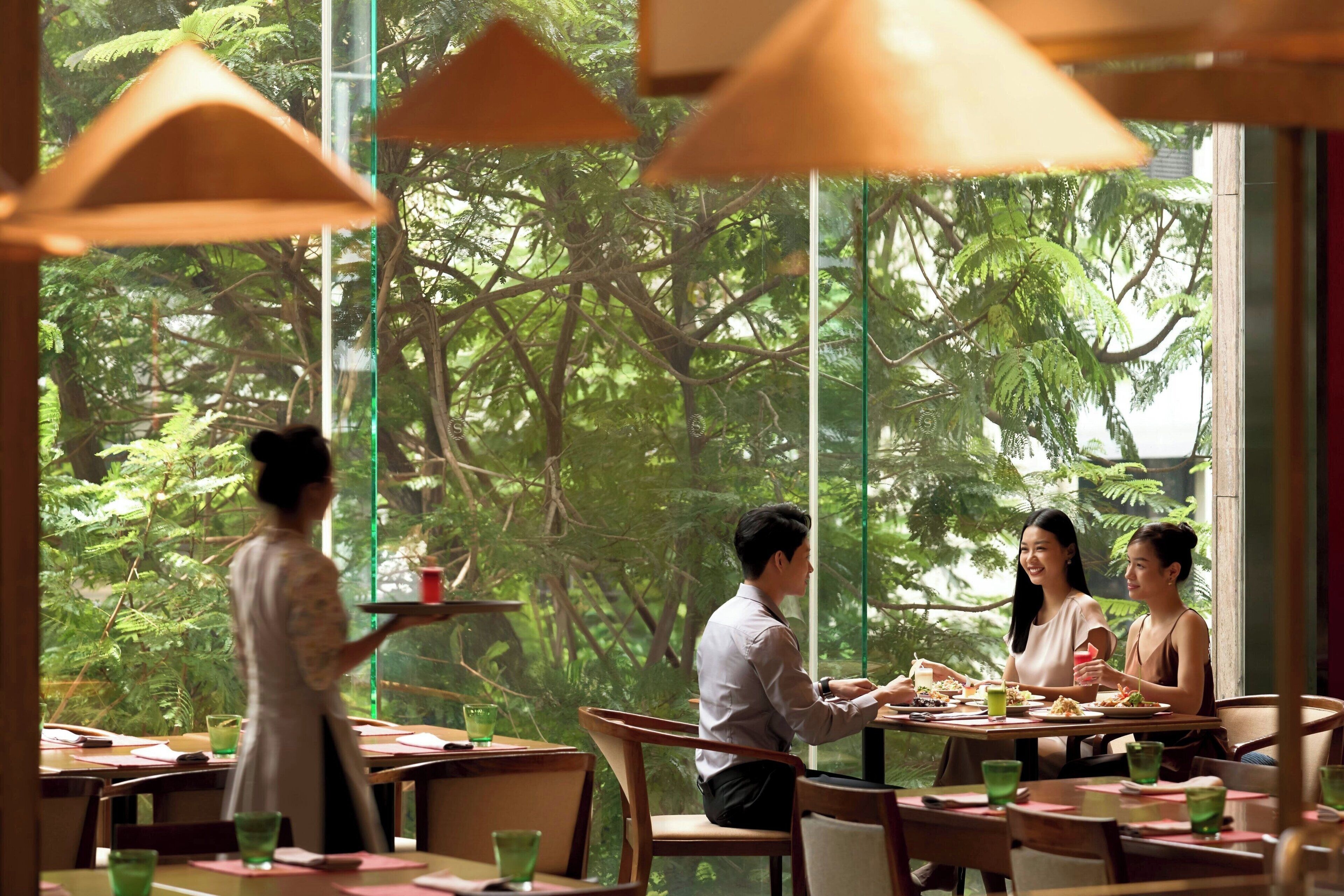 Sheraton Saigon Grand Opera Hotel Sheraton Saigon Grand Opera Hotel