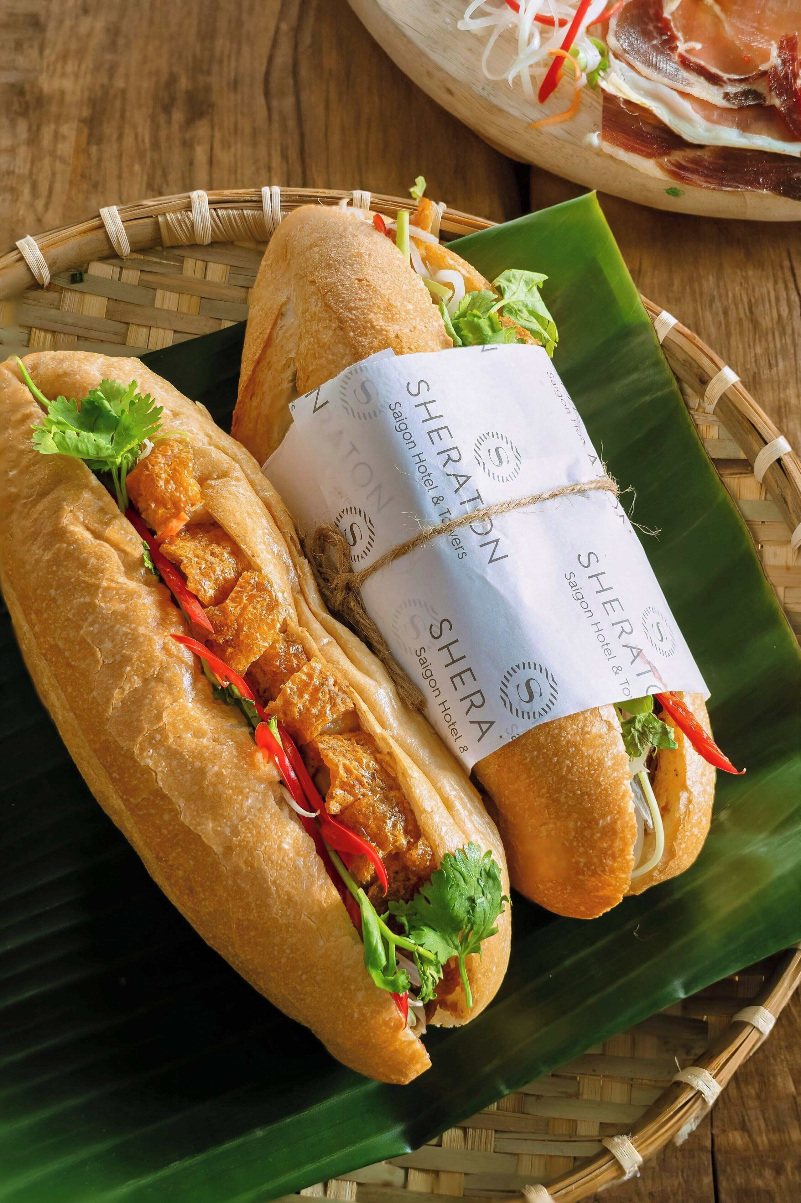Sheraton Saigon Grand Opera Hotel Sheraton Saigon Grand Opera Hotel