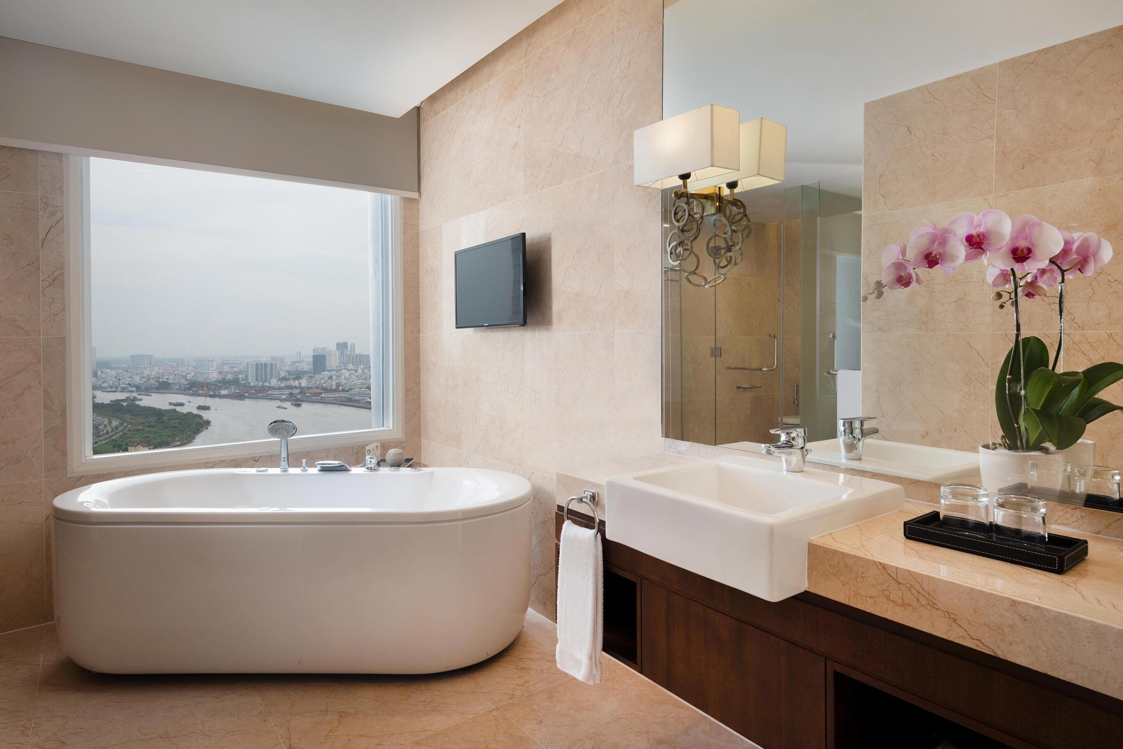 Sheraton Saigon Grand Opera Hotel Sheraton Saigon Grand Opera Hotel
