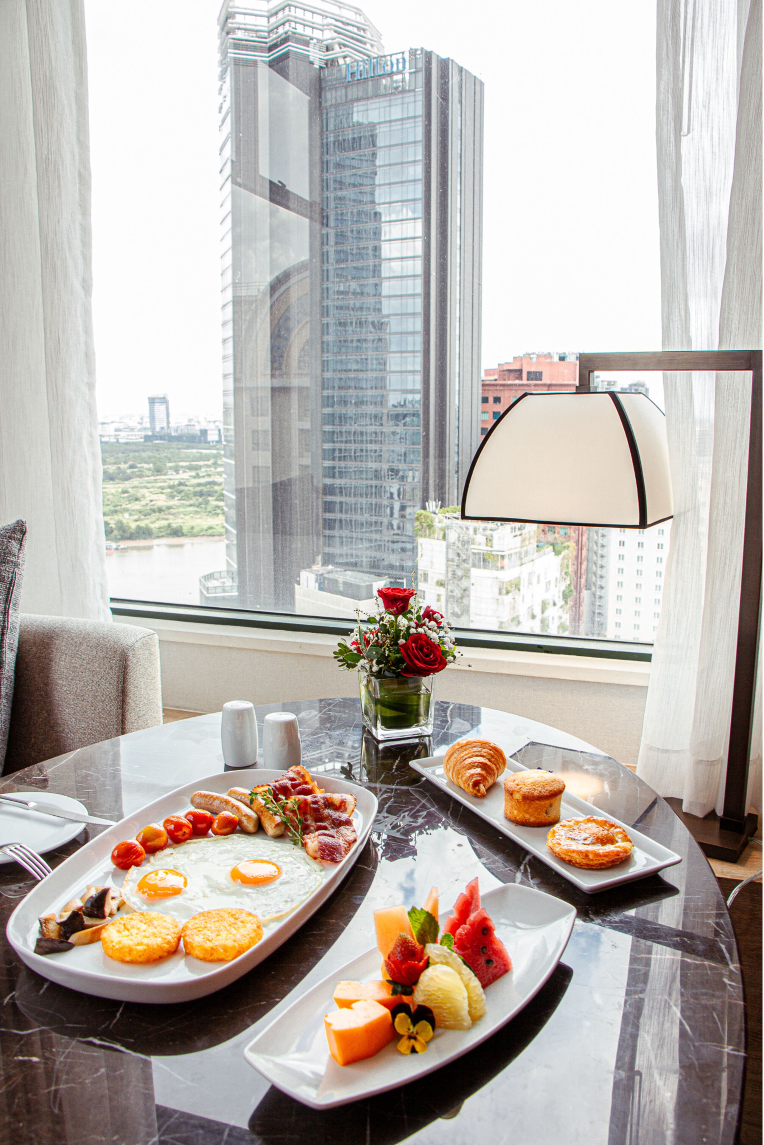 Sheraton Saigon Grand Opera Hotel Sheraton Saigon Grand Opera Hotel