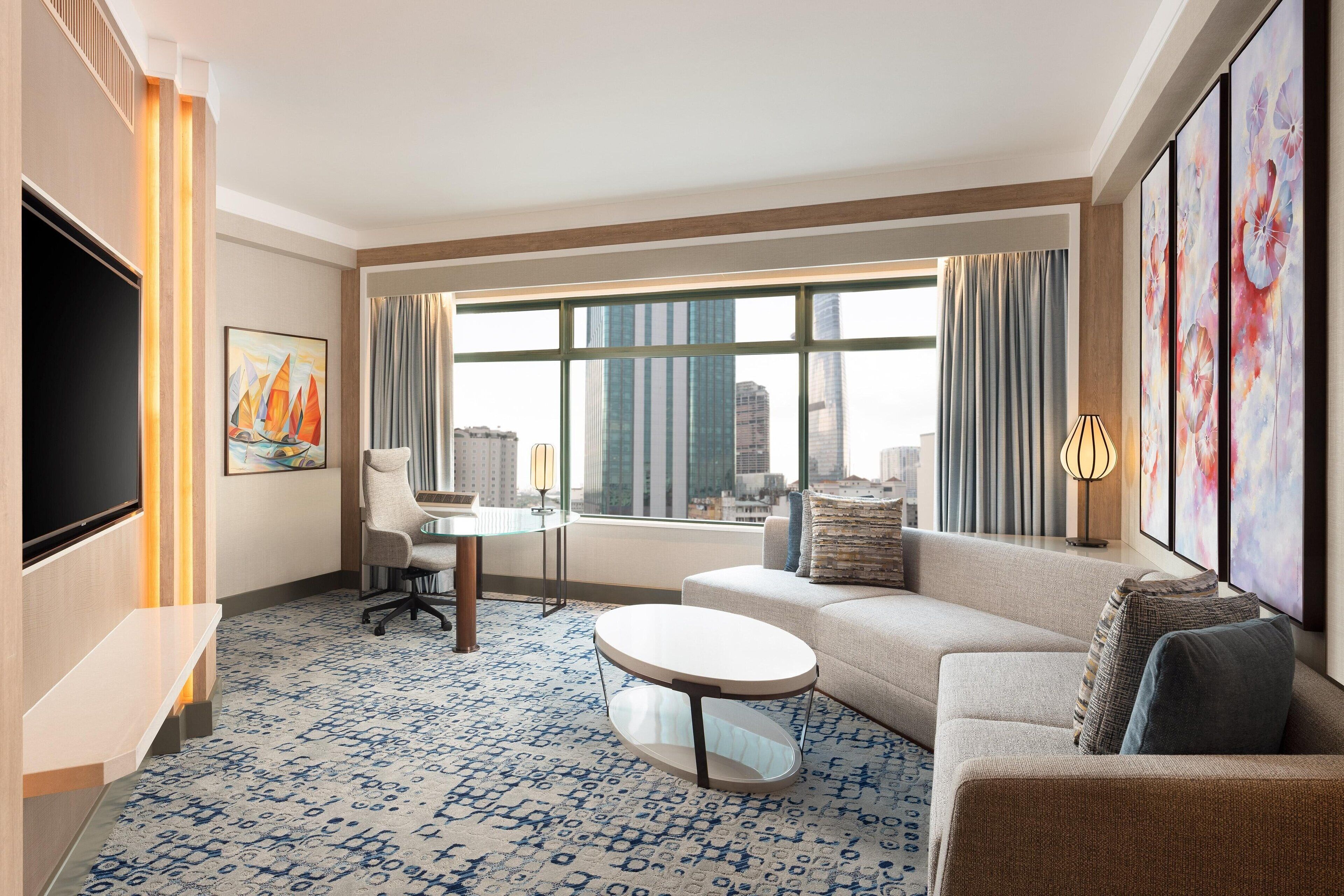 Sheraton Saigon Grand Opera Hotel Sheraton Saigon Grand Opera Hotel