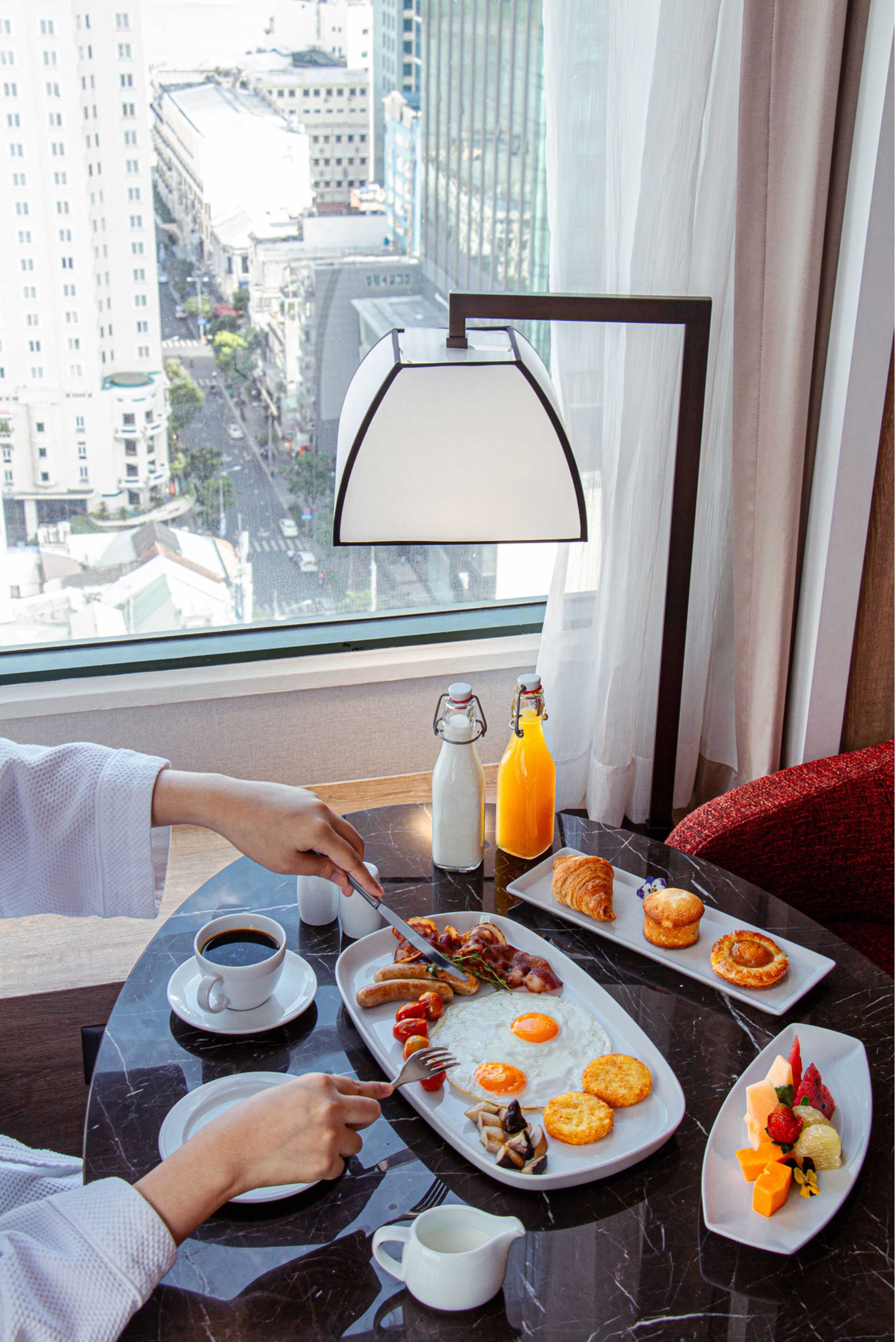 Sheraton Saigon Grand Opera Hotel Sheraton Saigon Grand Opera Hotel