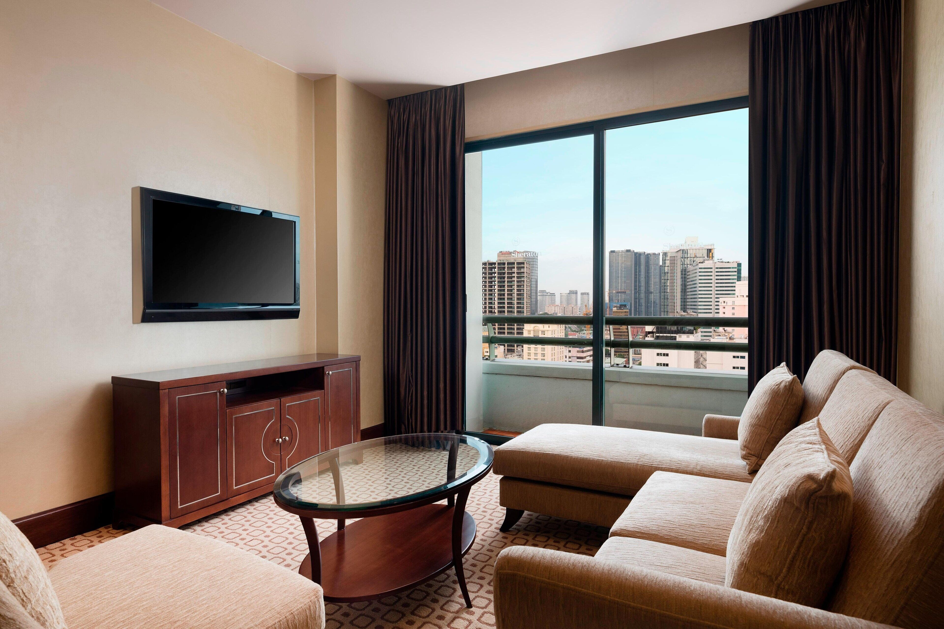 Sheraton Saigon Grand Opera Hotel Sheraton Saigon Grand Opera Hotel