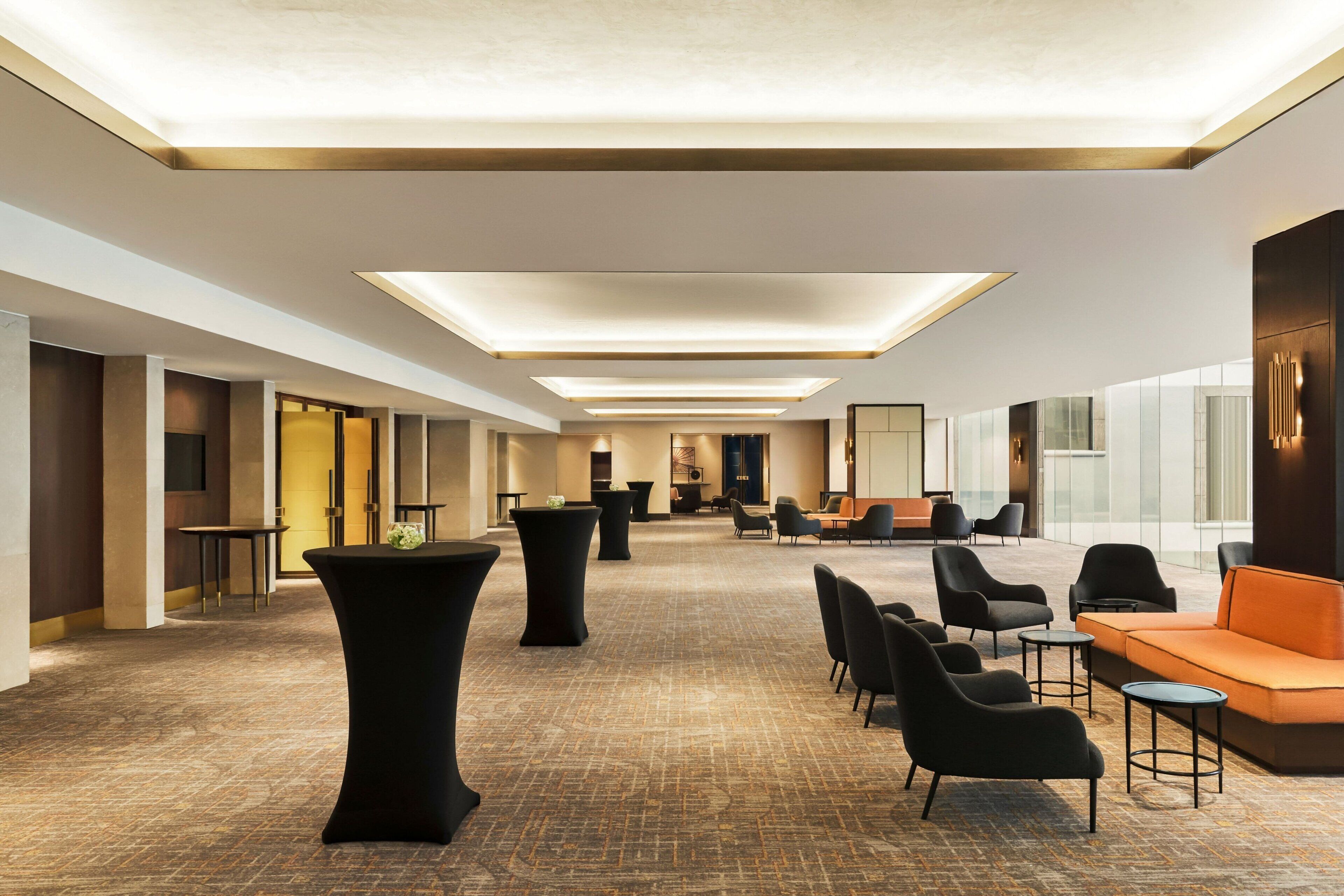Sheraton Saigon Grand Opera Hotel Sheraton Saigon Grand Opera Hotel