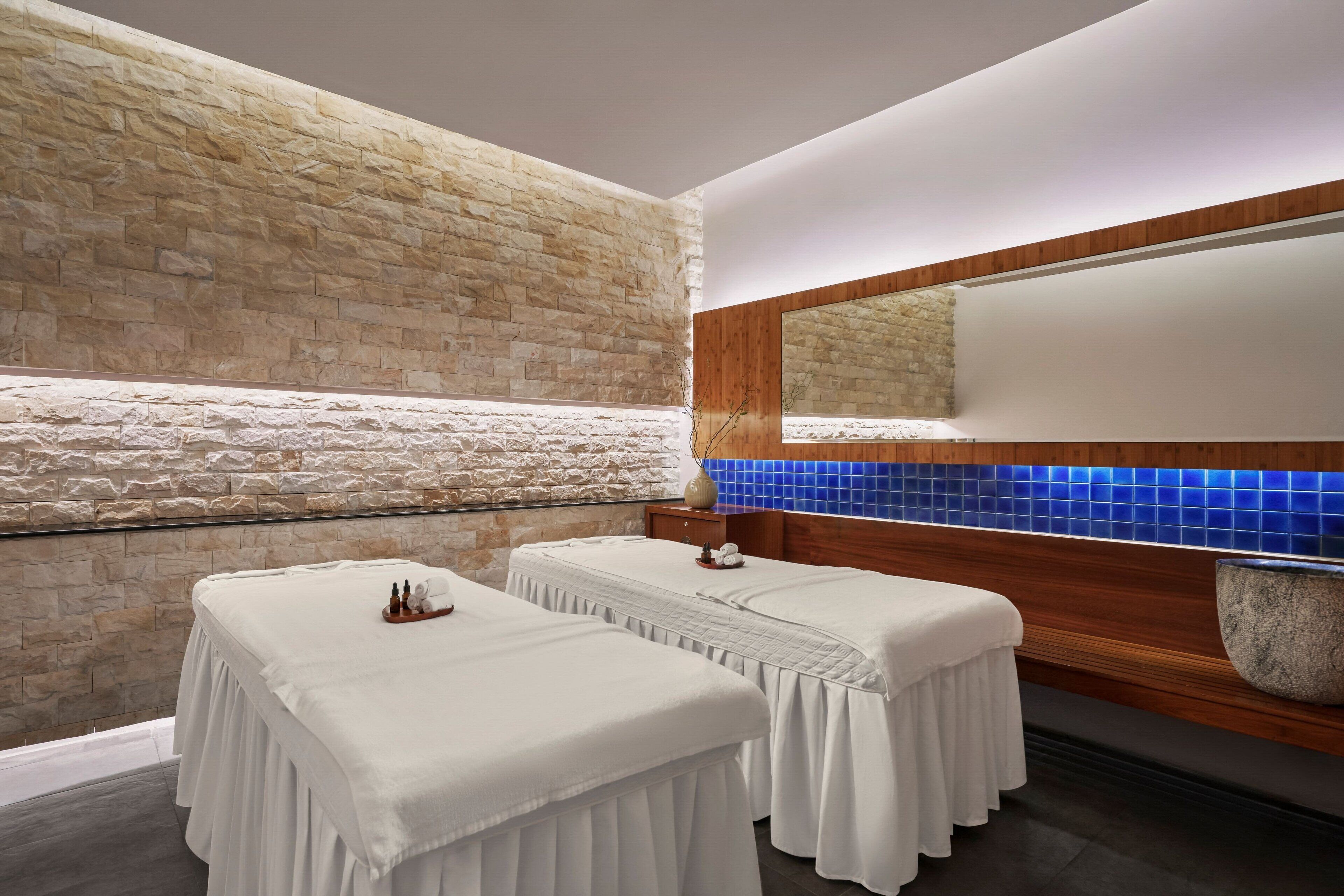 Sheraton Saigon Grand Opera Hotel Sheraton Saigon Grand Opera Hotel