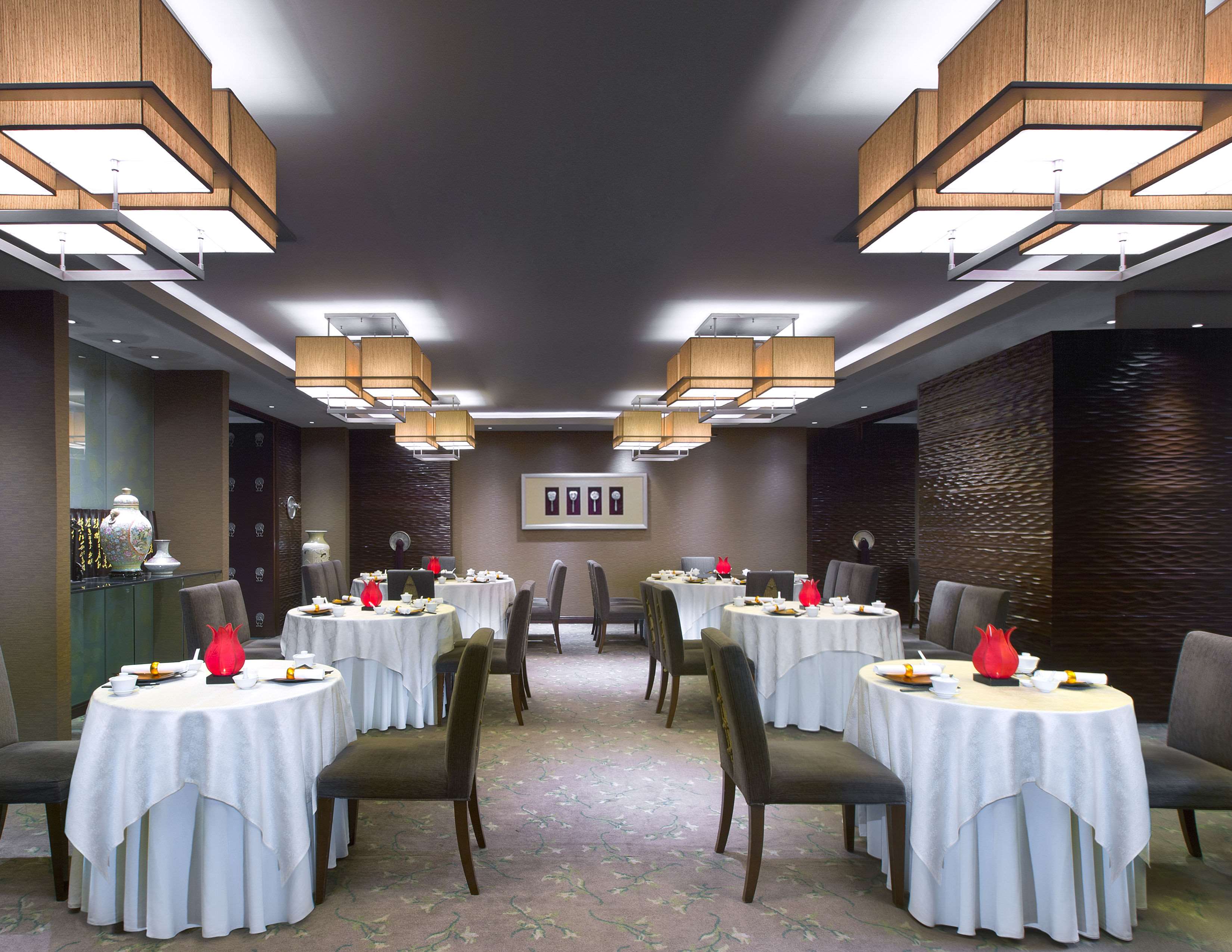 Sheraton Saigon Grand Opera Hotel Sheraton Saigon Grand Opera Hotel