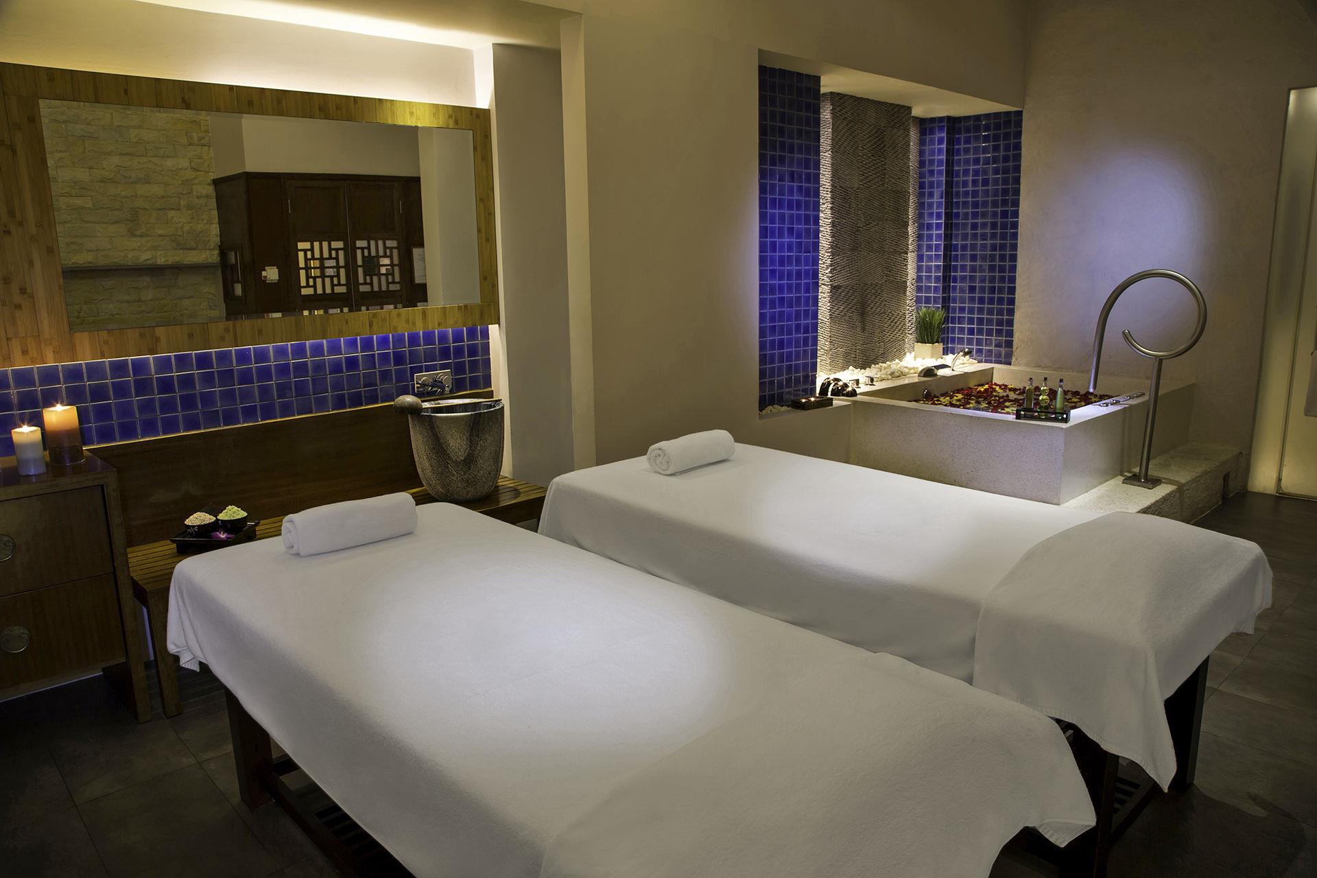Sheraton Saigon Grand Opera Hotel Sheraton Saigon Grand Opera Hotel