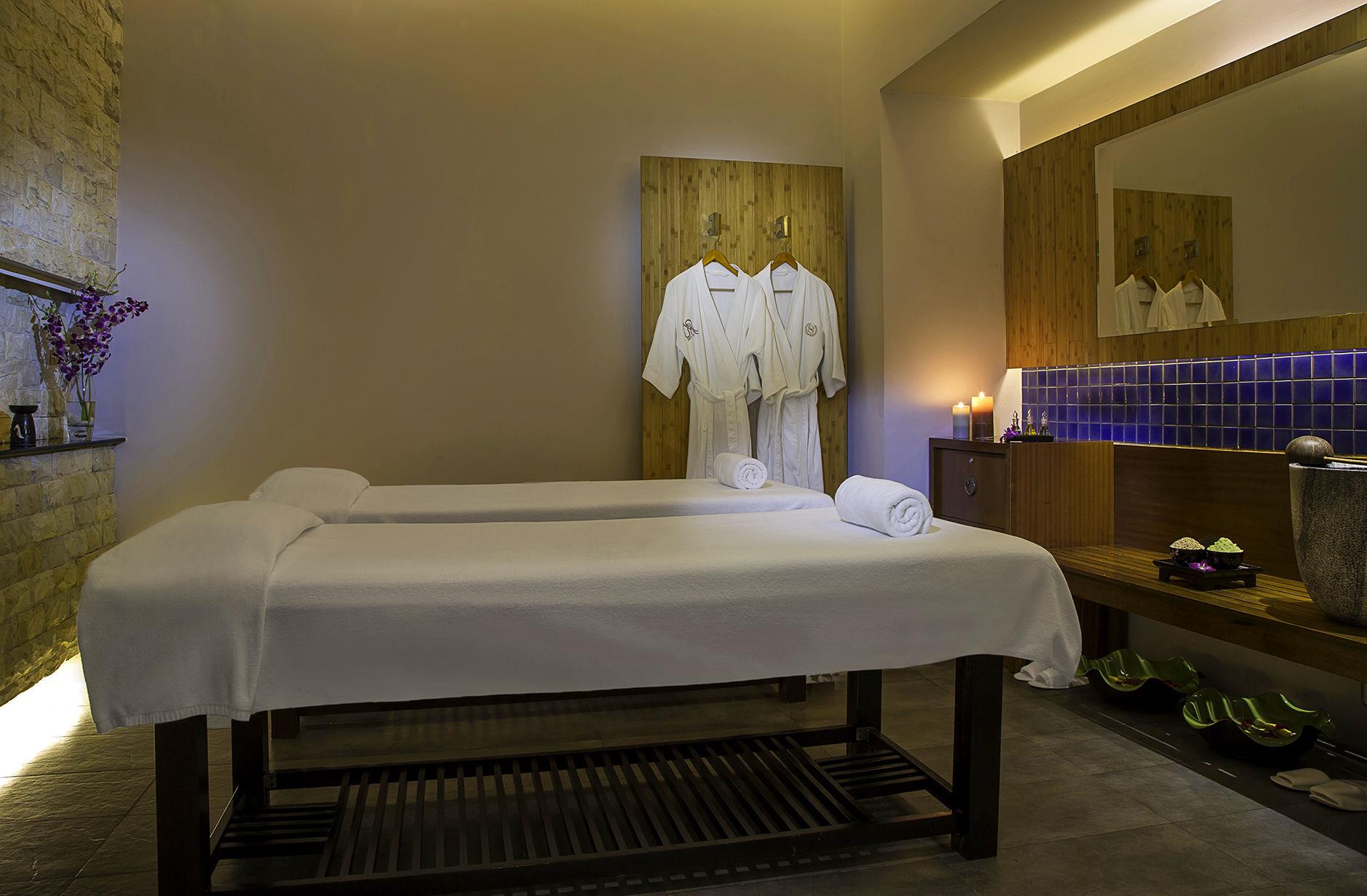 Sheraton Saigon Grand Opera Hotel Sheraton Saigon Grand Opera Hotel