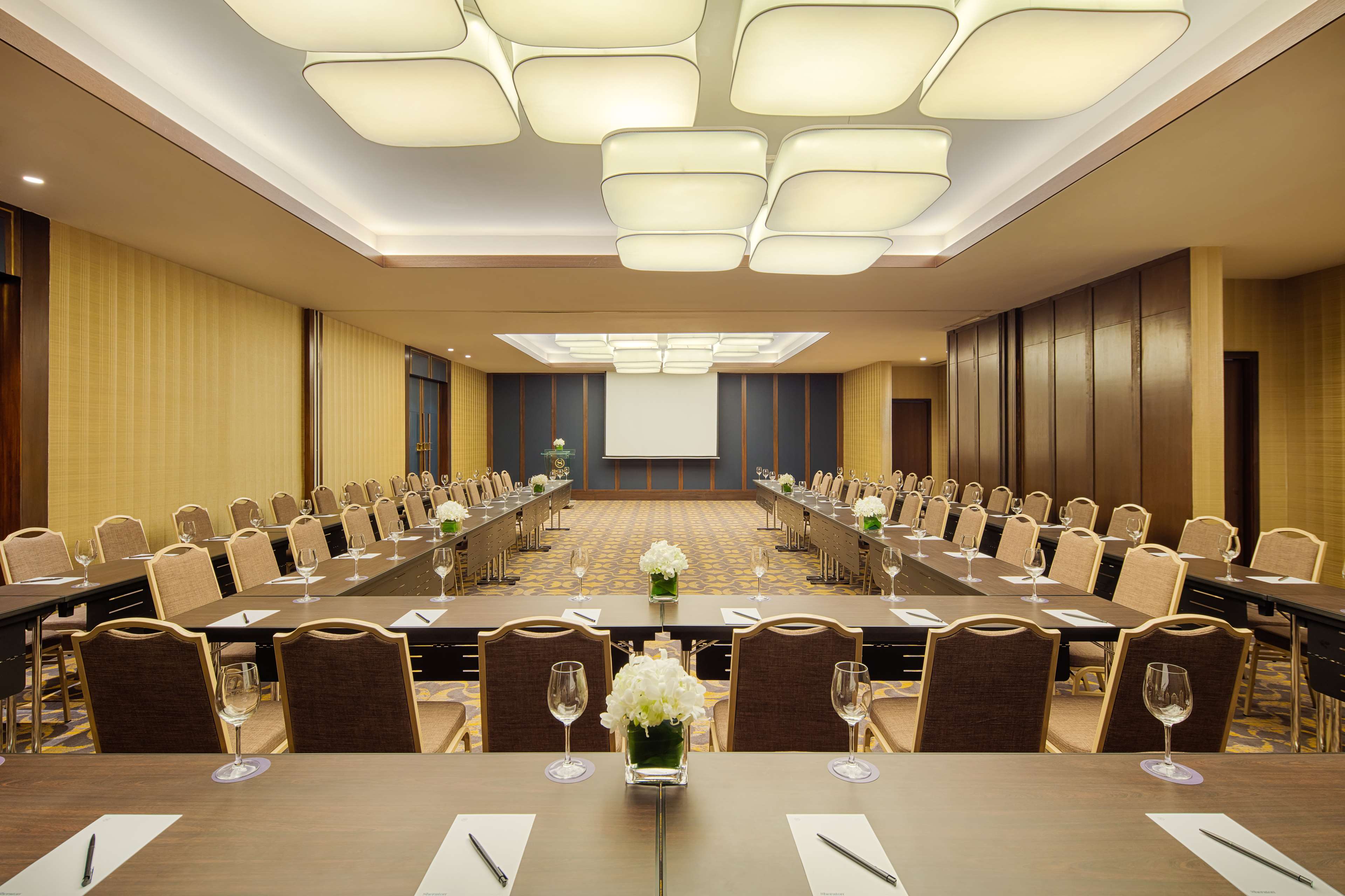 Sheraton Saigon Grand Opera Hotel Sheraton Saigon Grand Opera Hotel