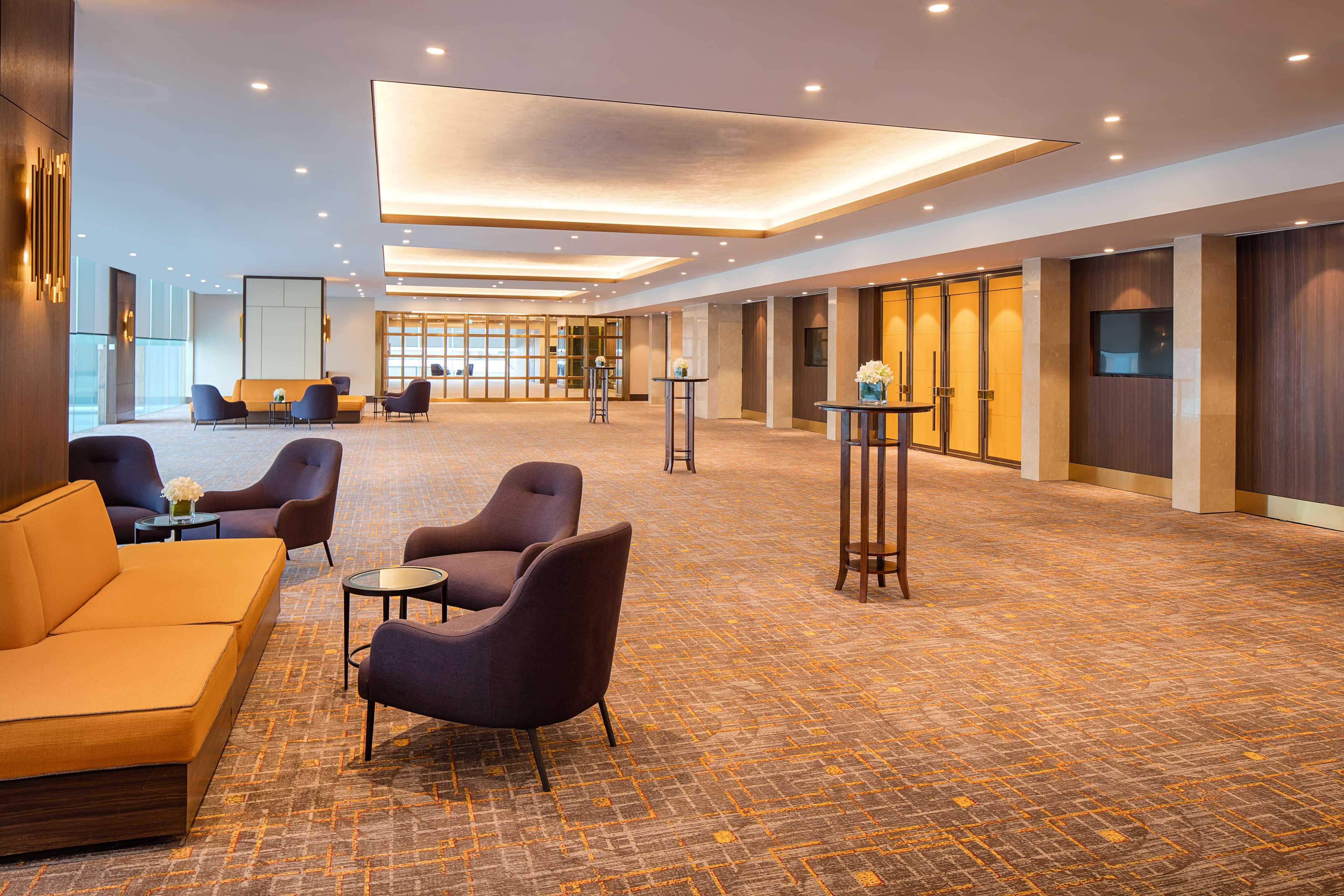 Sheraton Saigon Grand Opera Hotel Sheraton Saigon Grand Opera Hotel
