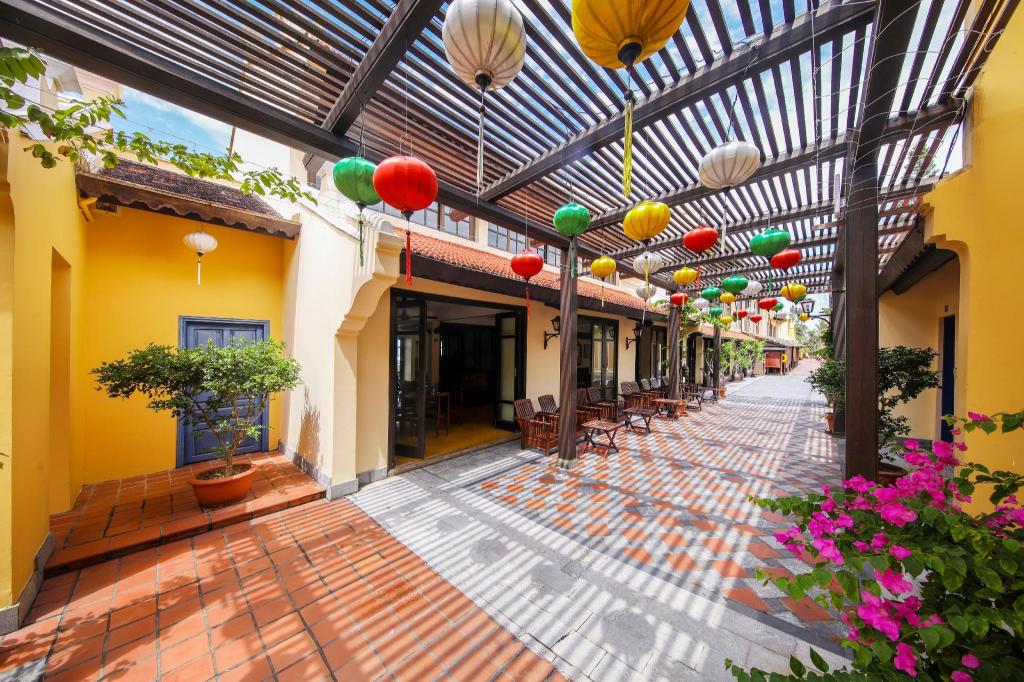 Victoria Hoi An Beach Resort & Spa Victoria Hoi An Beach Resort & Spa