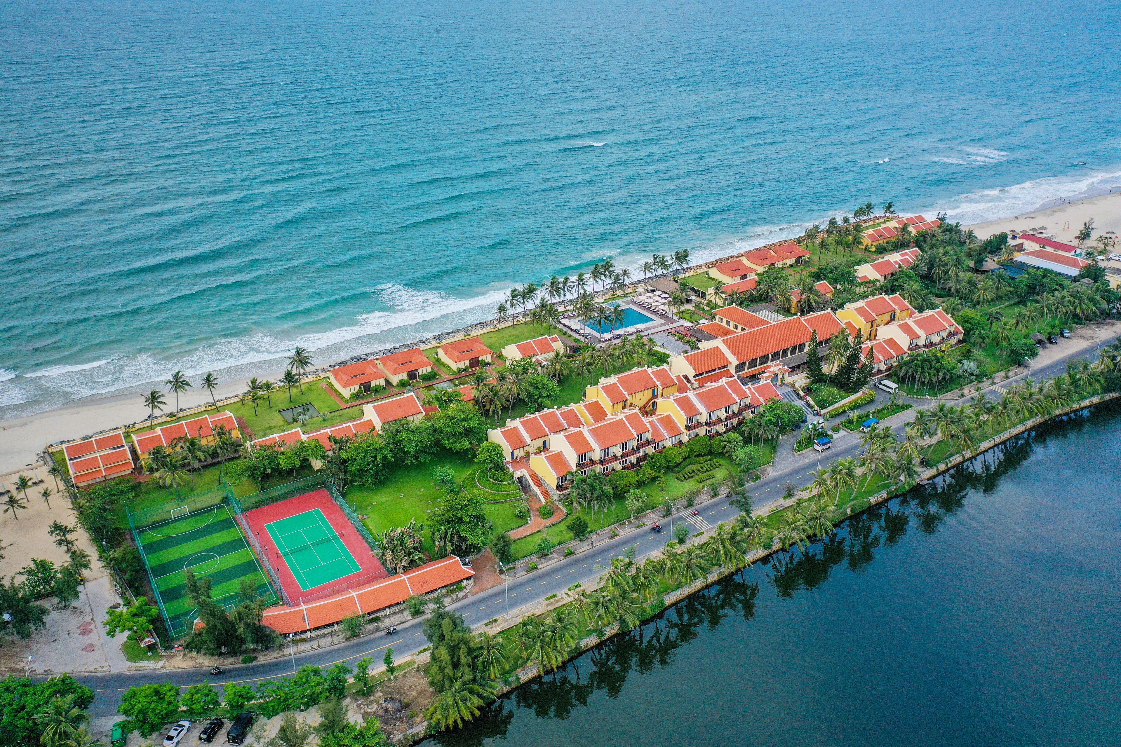 Victoria Hoi An Beach Resort & Spa Victoria Hoi An Beach Resort & Spa