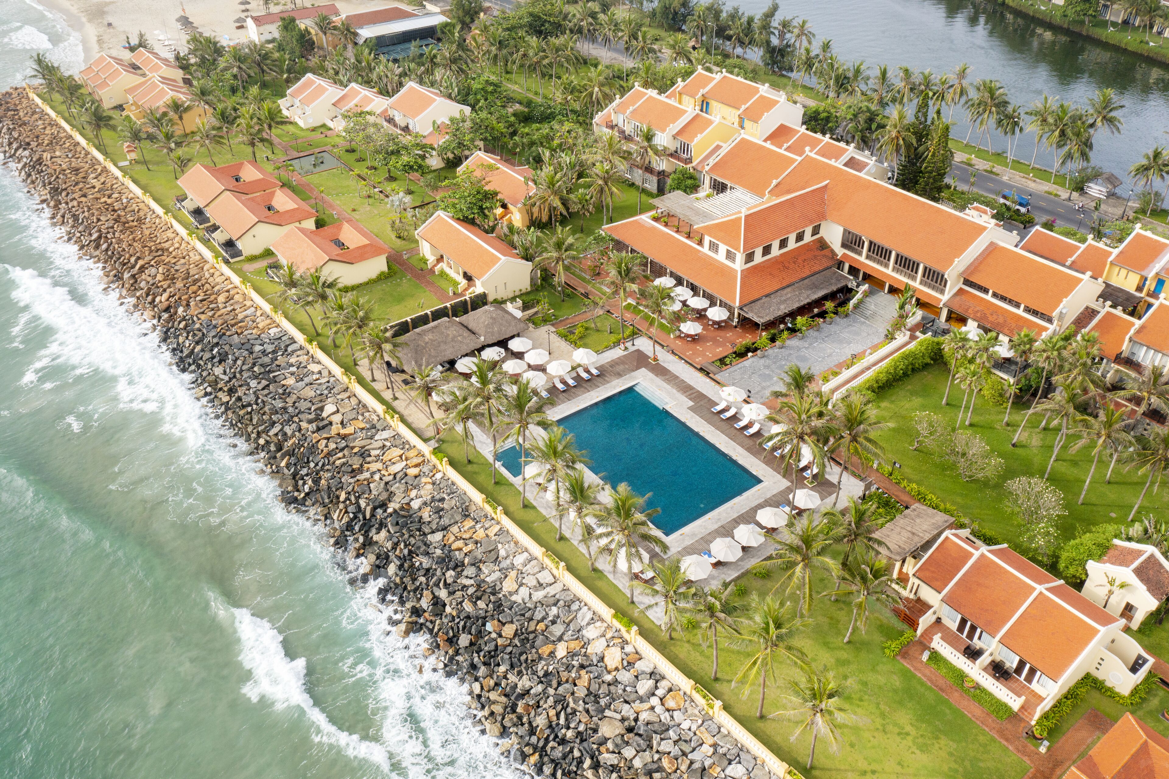 Victoria Hoi An Beach Resort & Spa Victoria Hoi An Beach Resort & Spa