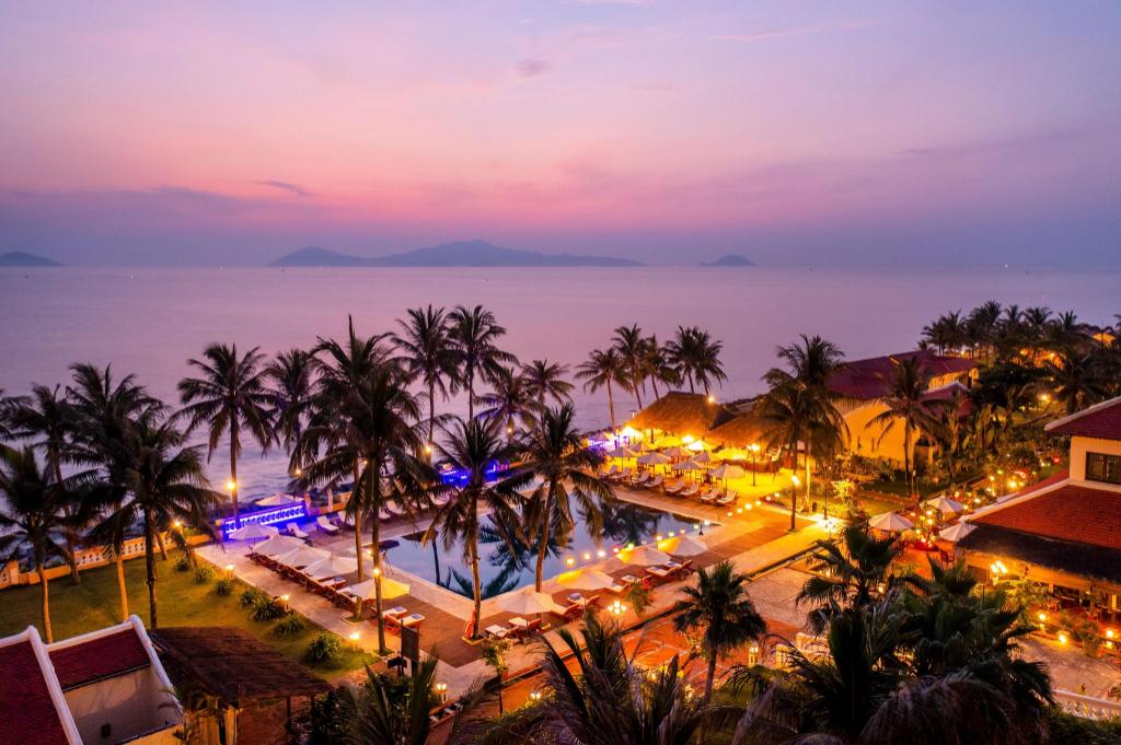 Victoria Hoi An Beach Resort & Spa Victoria Hoi An Beach Resort & Spa