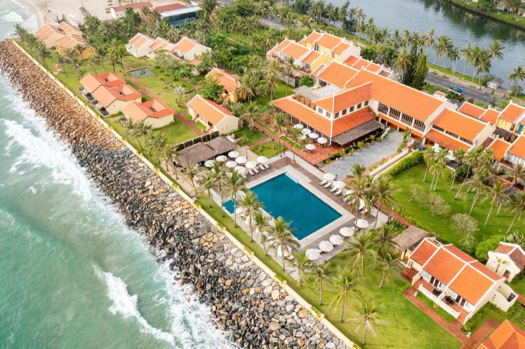 Victoria Hoi An Beach Resort & Spa Victoria Hoi An Beach Resort & Spa