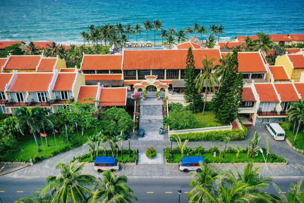 Victoria Hoi An Beach Resort & Spa Victoria Hoi An Beach Resort & Spa