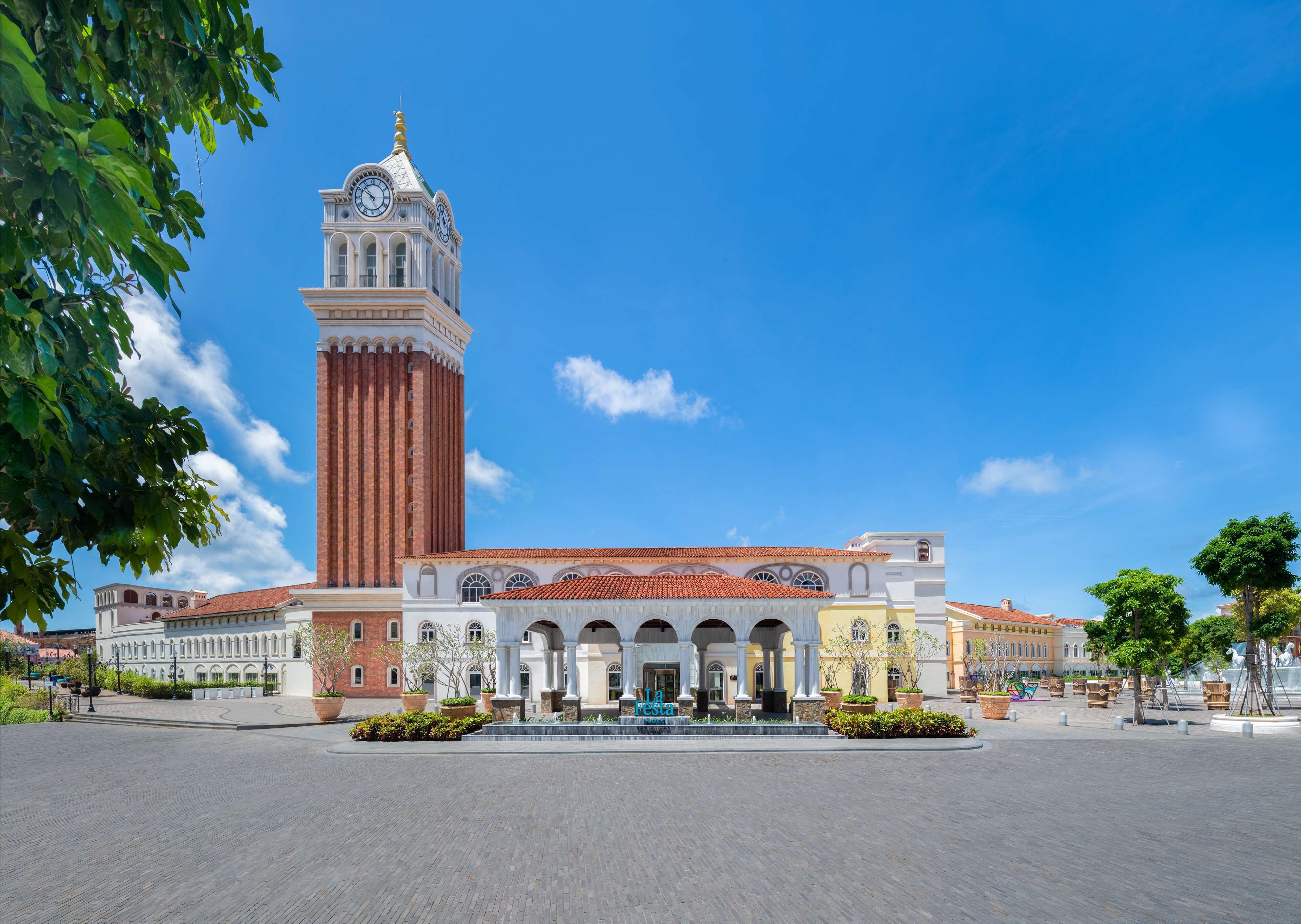 La Festa Phu Quoc, Curio Collection by Hilton La Festa Phu Quoc, Curio Collection by Hilton