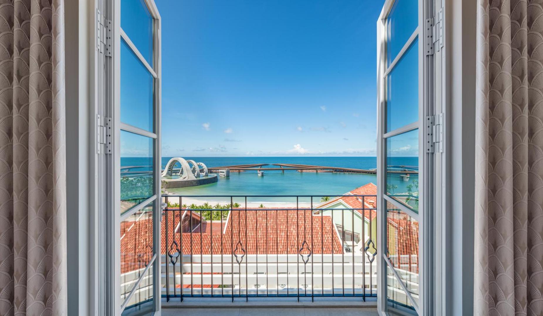 La Festa Phu Quoc, Curio Collection by Hilton La Festa Phu Quoc, Curio Collection by Hilton