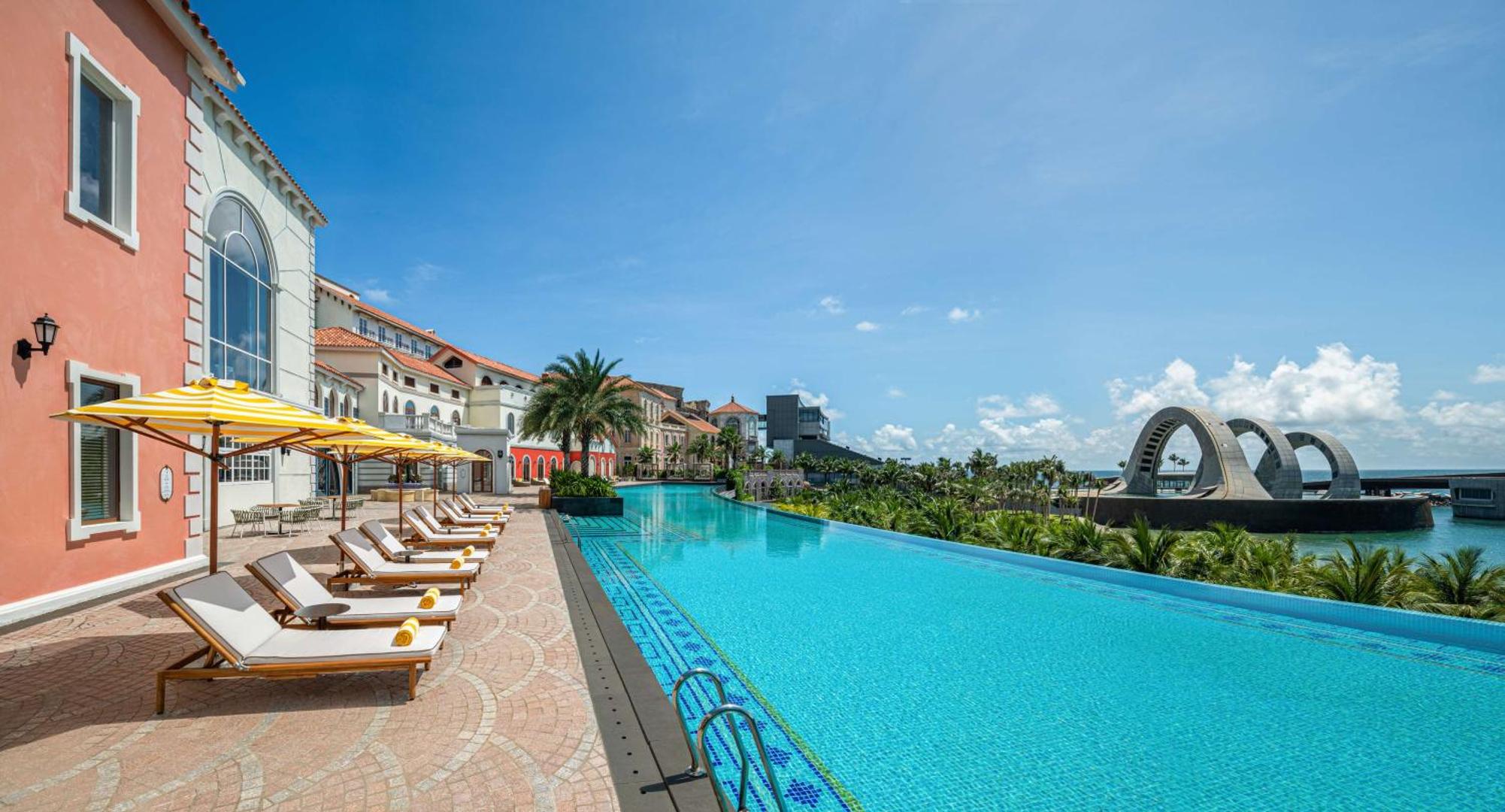 La Festa Phu Quoc, Curio Collection by Hilton La Festa Phu Quoc, Curio Collection by Hilton