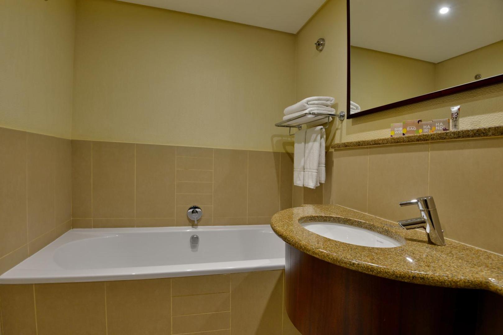 City Lodge Johannesburg Airport - Barbara Road City Lodge Johannesburg Airport - Barbara Road