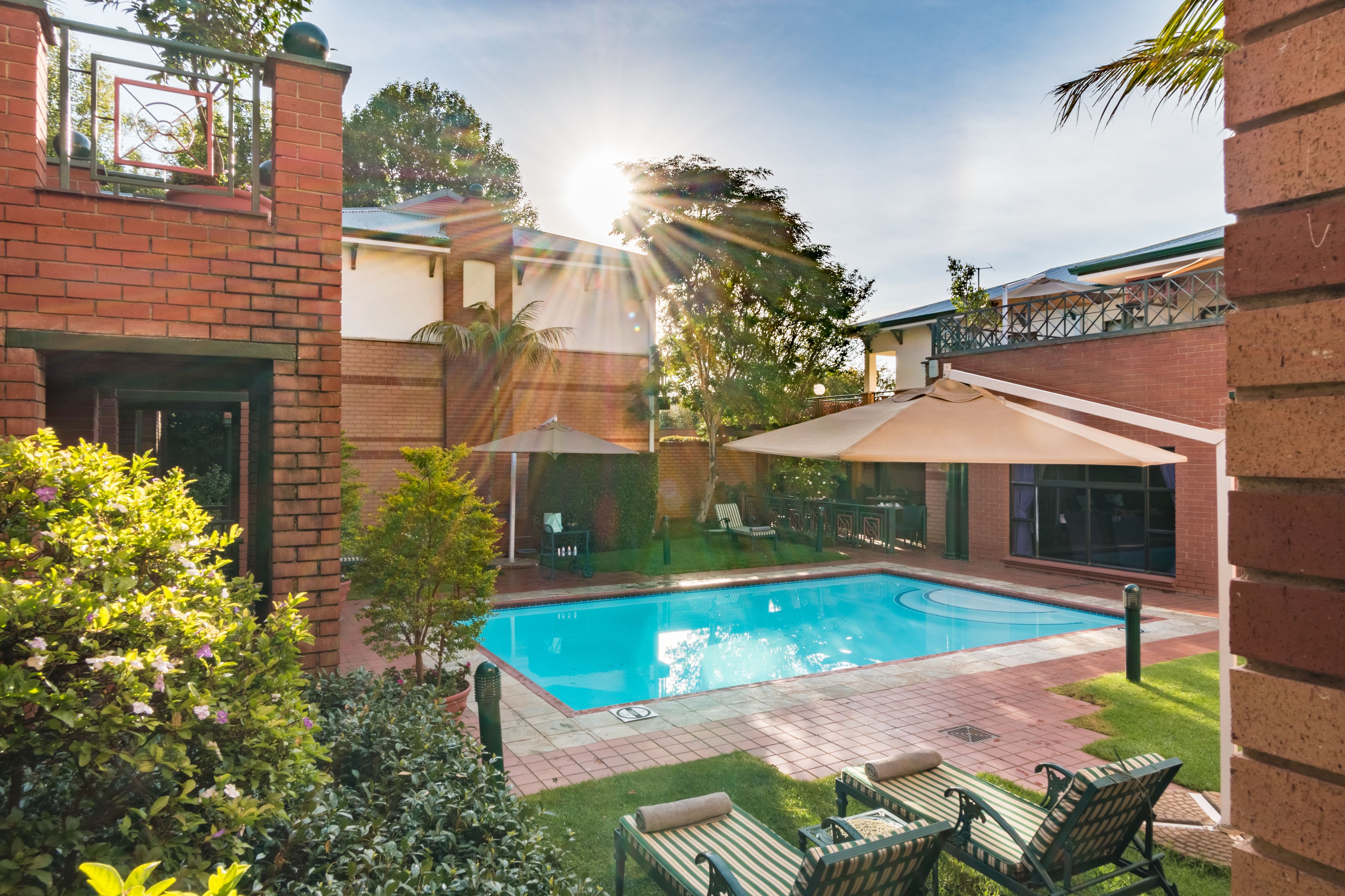 Courtyard Hotel Rosebank Courtyard Hotel Rosebank