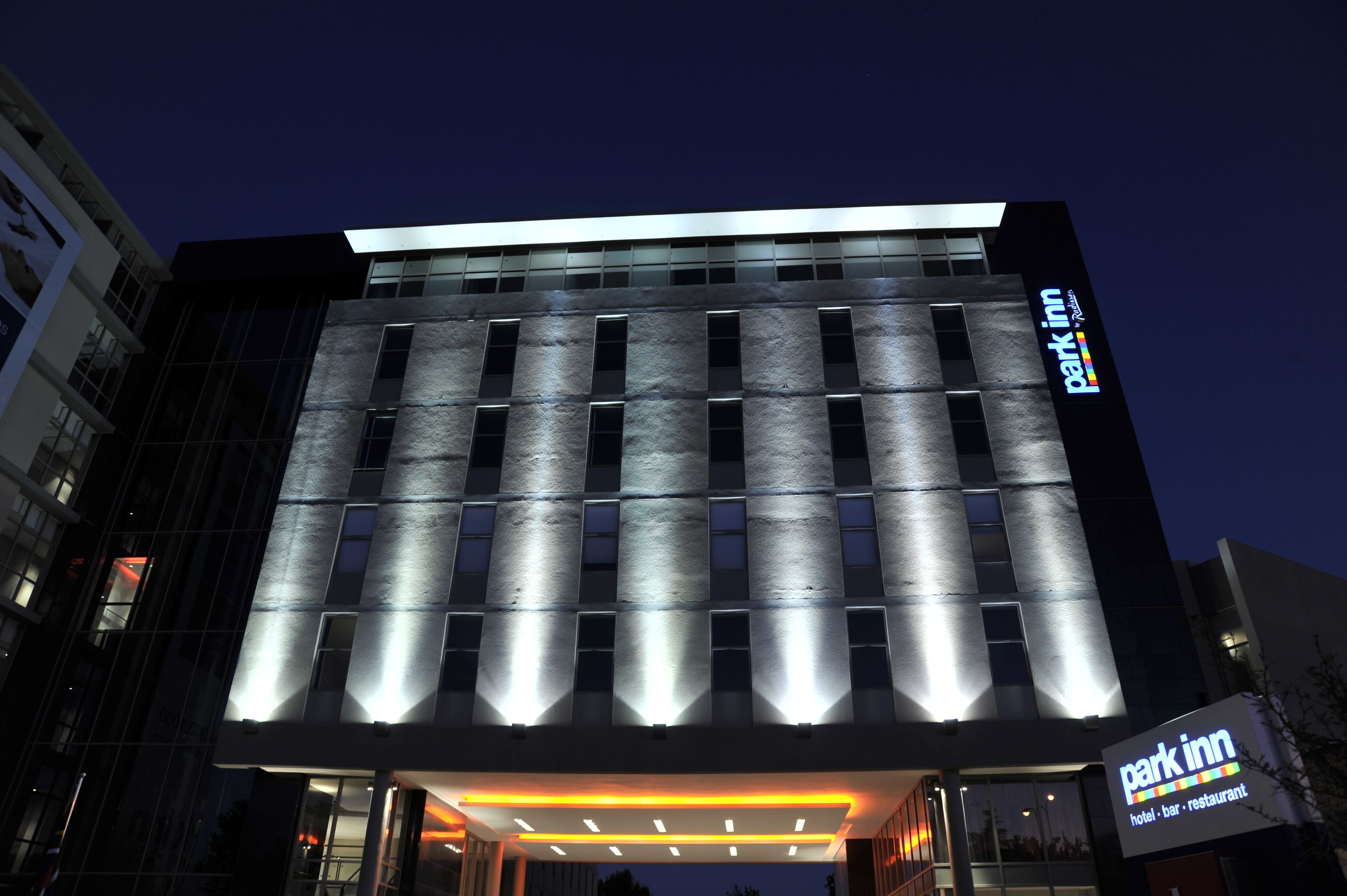 Park Inn by Radisson Sandton Park Inn by Radisson Sandton